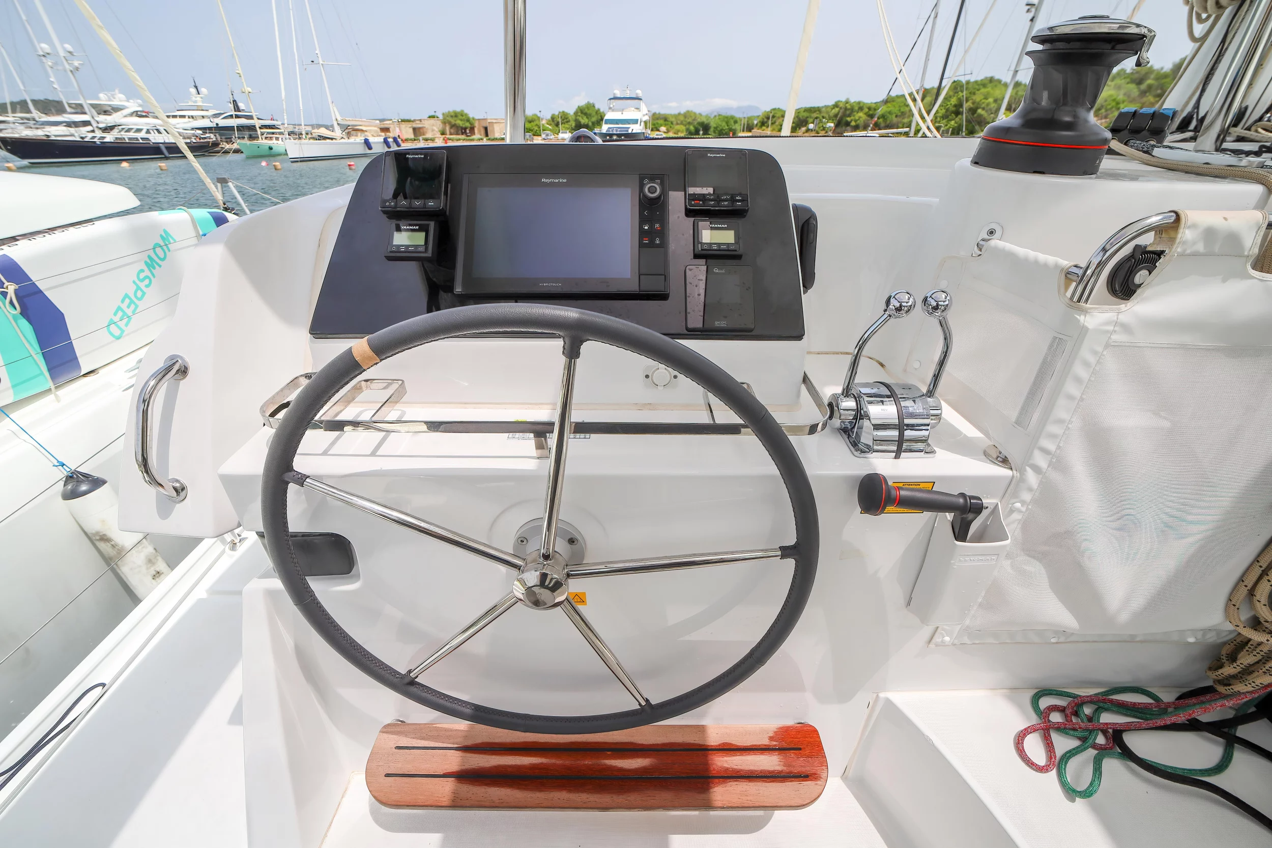 Lagoon 42 (Panella - Premium line)  - 10