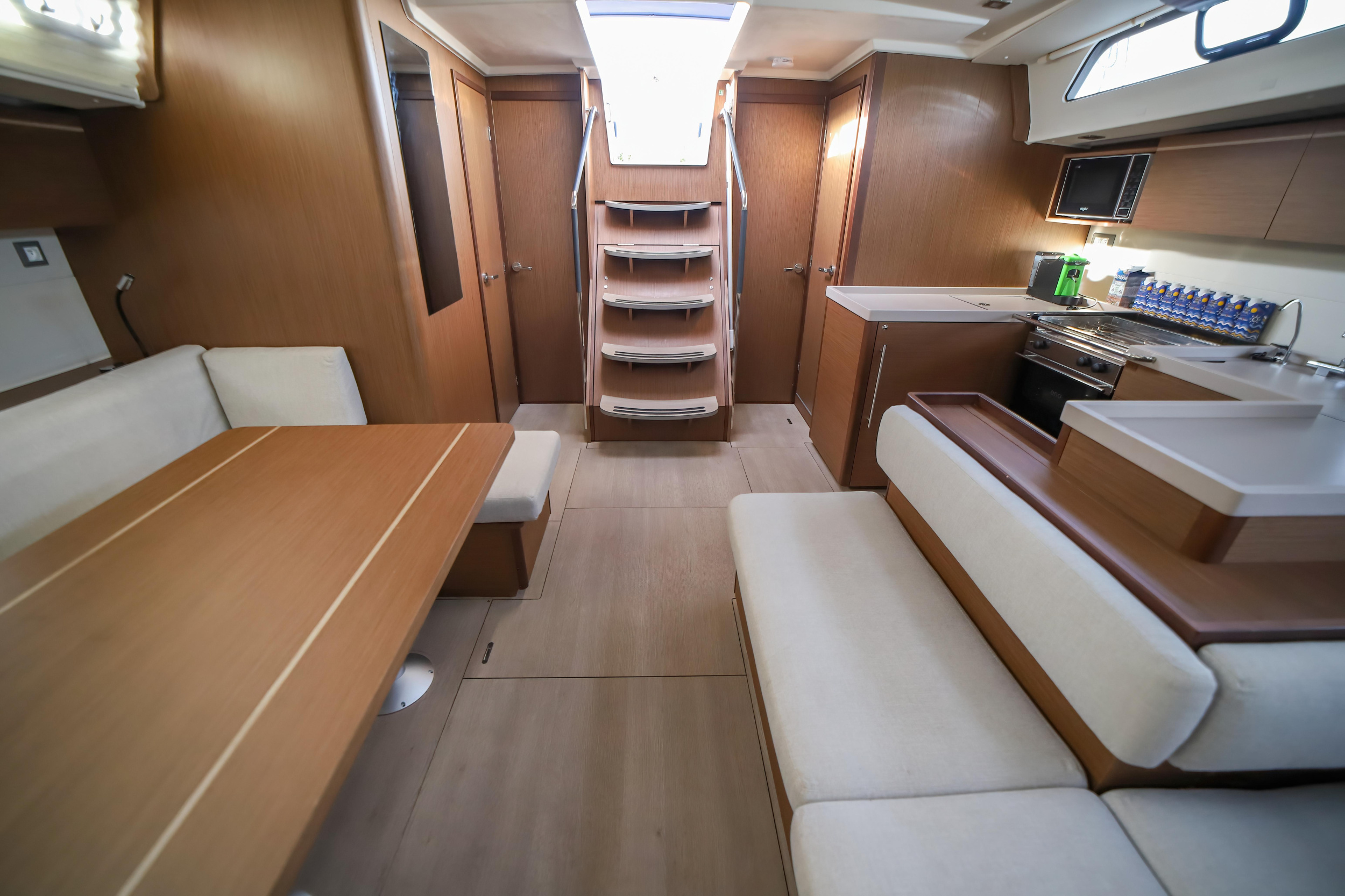 Photo #3 - Oceanis 51.1 (Sea Dream - Comfort line) in Olbia - 7844