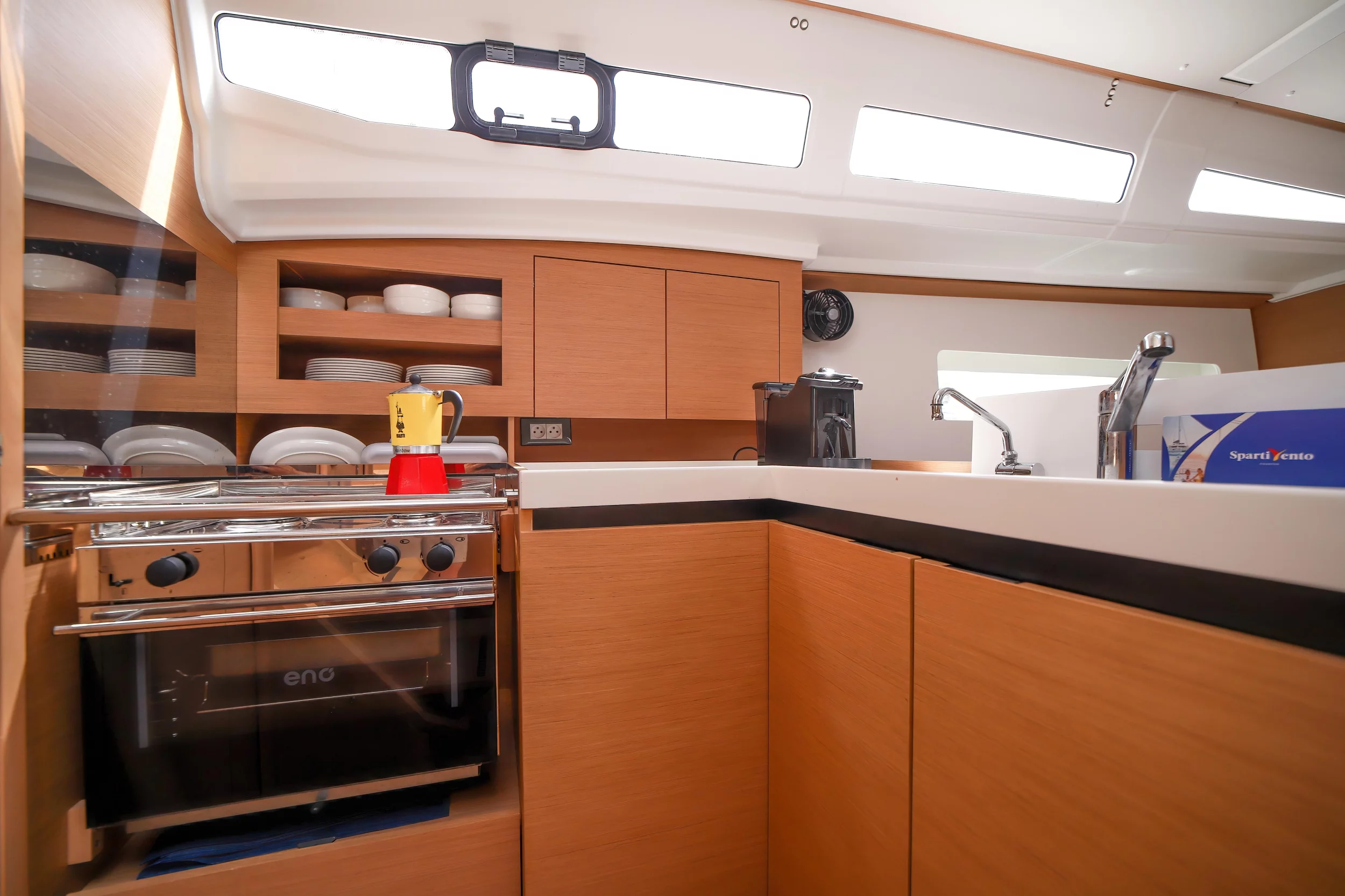 Sun Odyssey 380 (Twenty-One Cent - Comfort line)  - 10