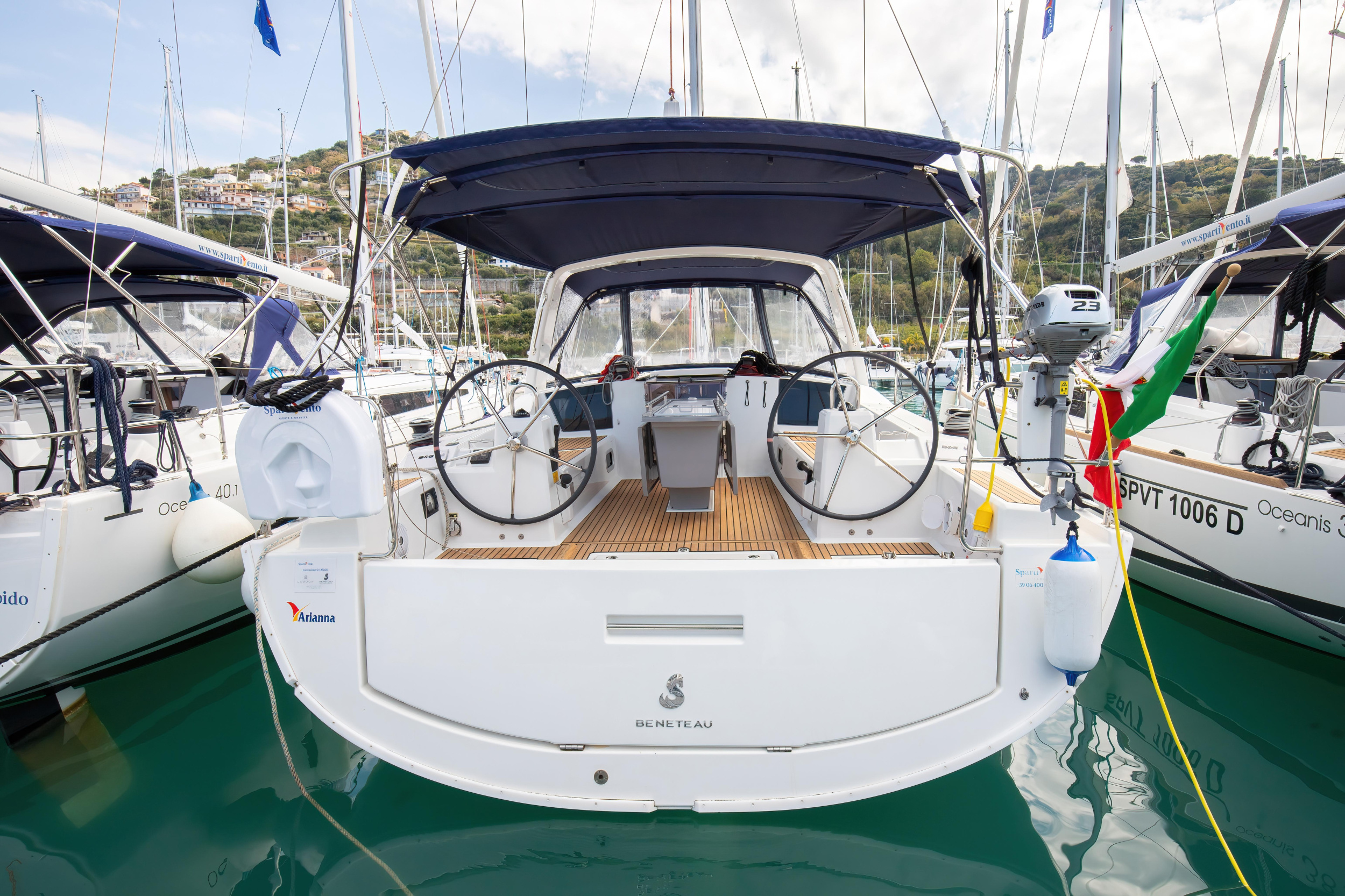 Photo #5 - Oceanis 41.1 (Arianna - Standard line) in Capo d'Orlando - 25296