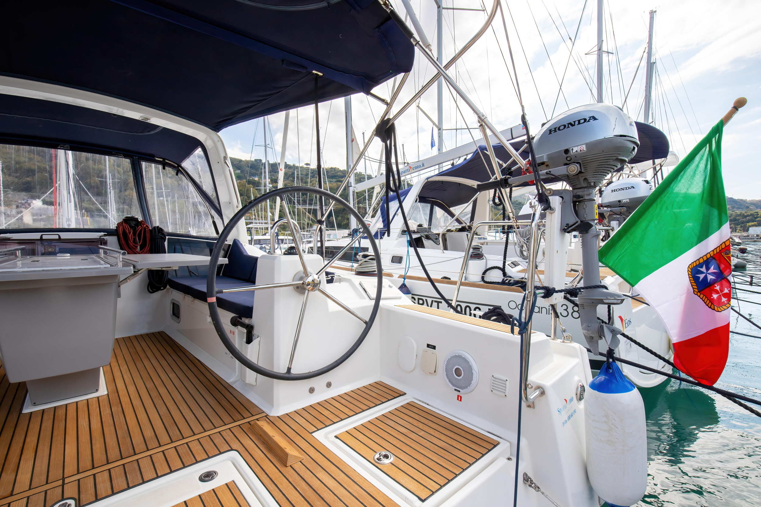 Photo #30 - Oceanis 41.1 (Arianna - Standard line) in Capo d'Orlando - 25296