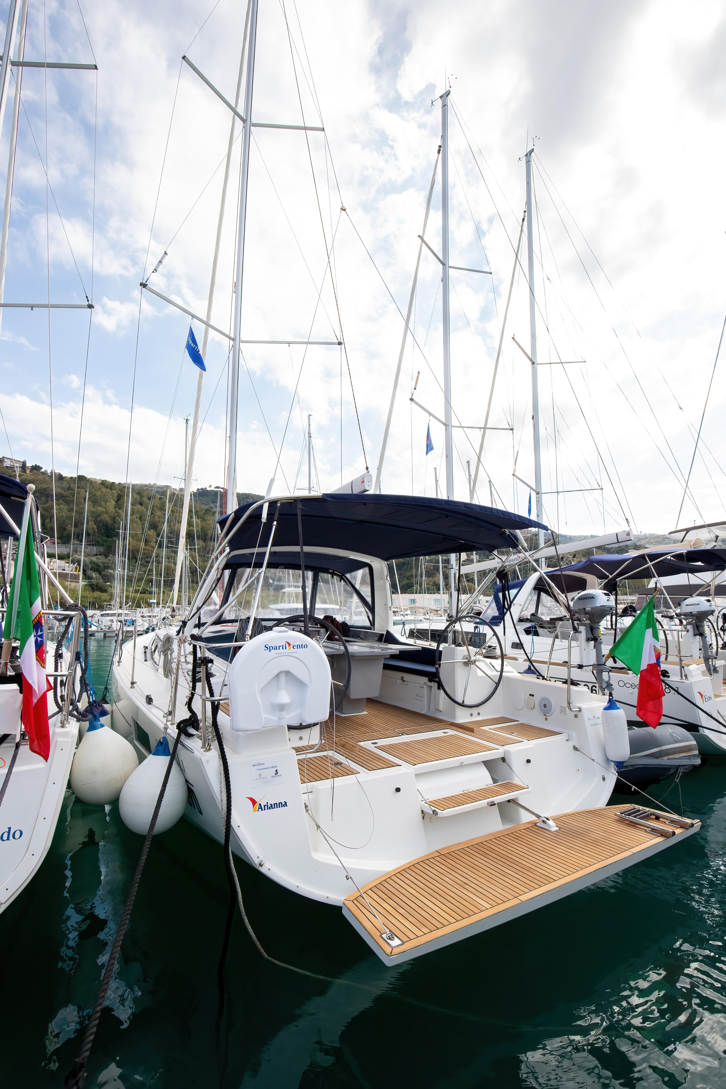 Photo #27 - Oceanis 41.1 (Arianna - Standard line) in Capo d'Orlando - 25296