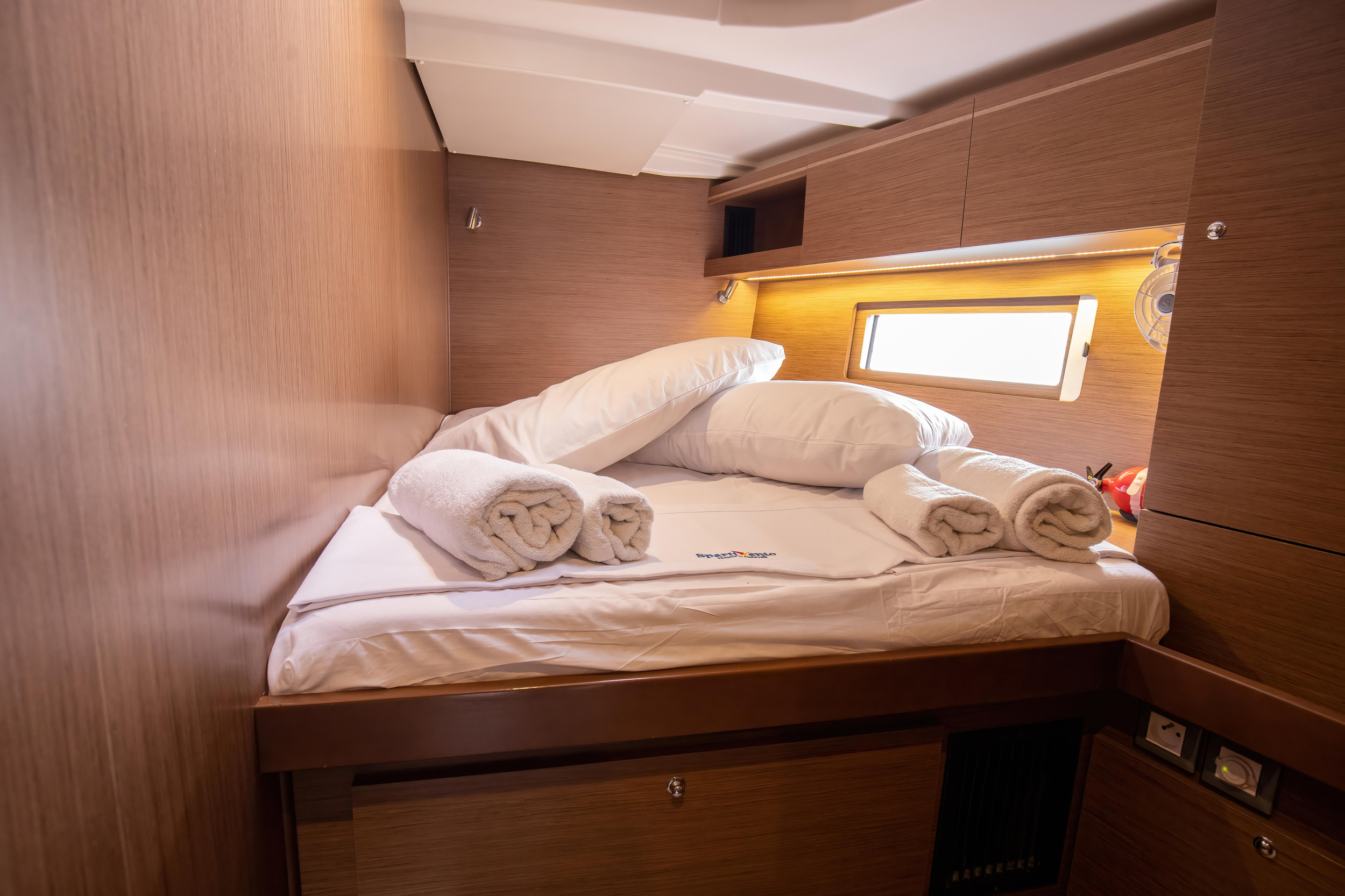 Photo #21 - Oceanis 51.1 (Calipso - Comfort line) en Portorosa - 24549