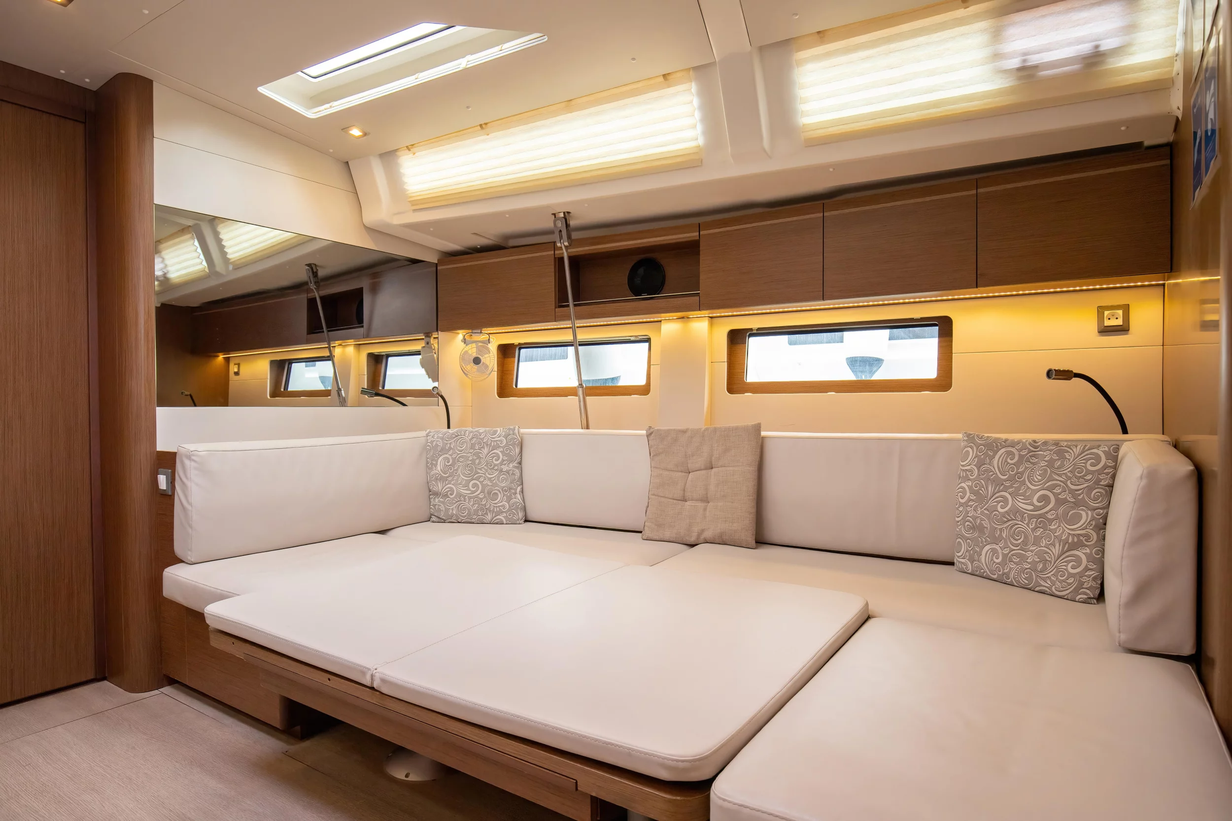 Oceanis 51.1 (Calipso - Comfort line)  - 8