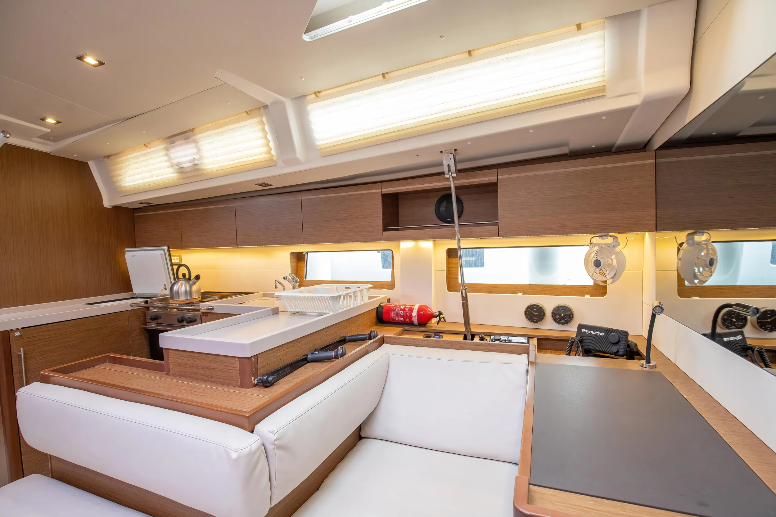 Oceanis 51.1 (Calipso - Comfort line)  - 24