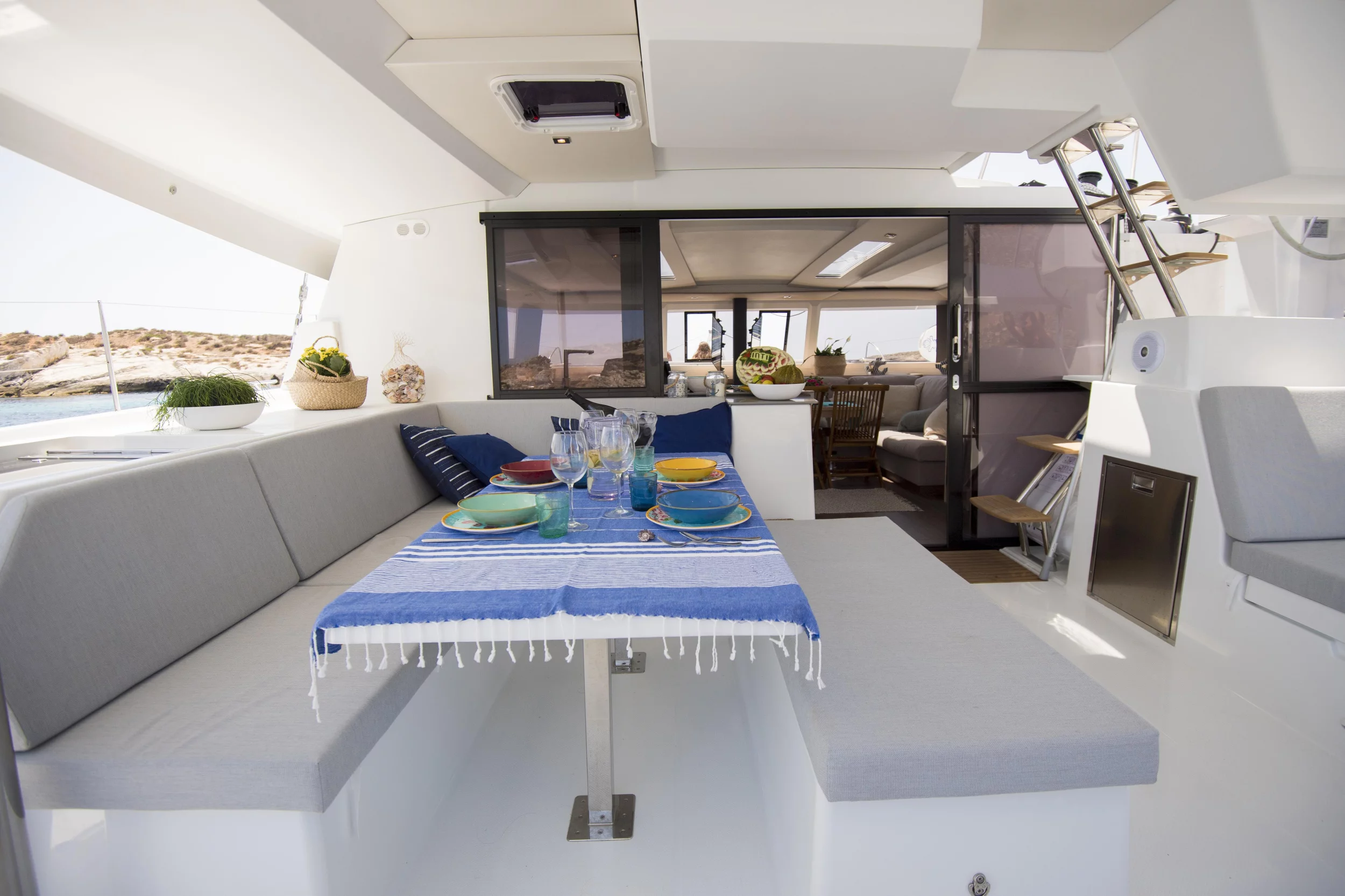 Fountaine Pajot Saona 47 (Wm-AC-Gen-Sol.Pan) (Saona)  - 36