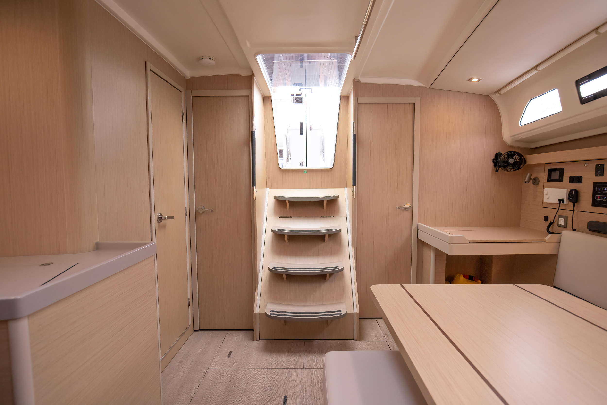 Photo #26 - Oceanis 40.1 (Cupido - Comfort line) en Portorosa - 6276