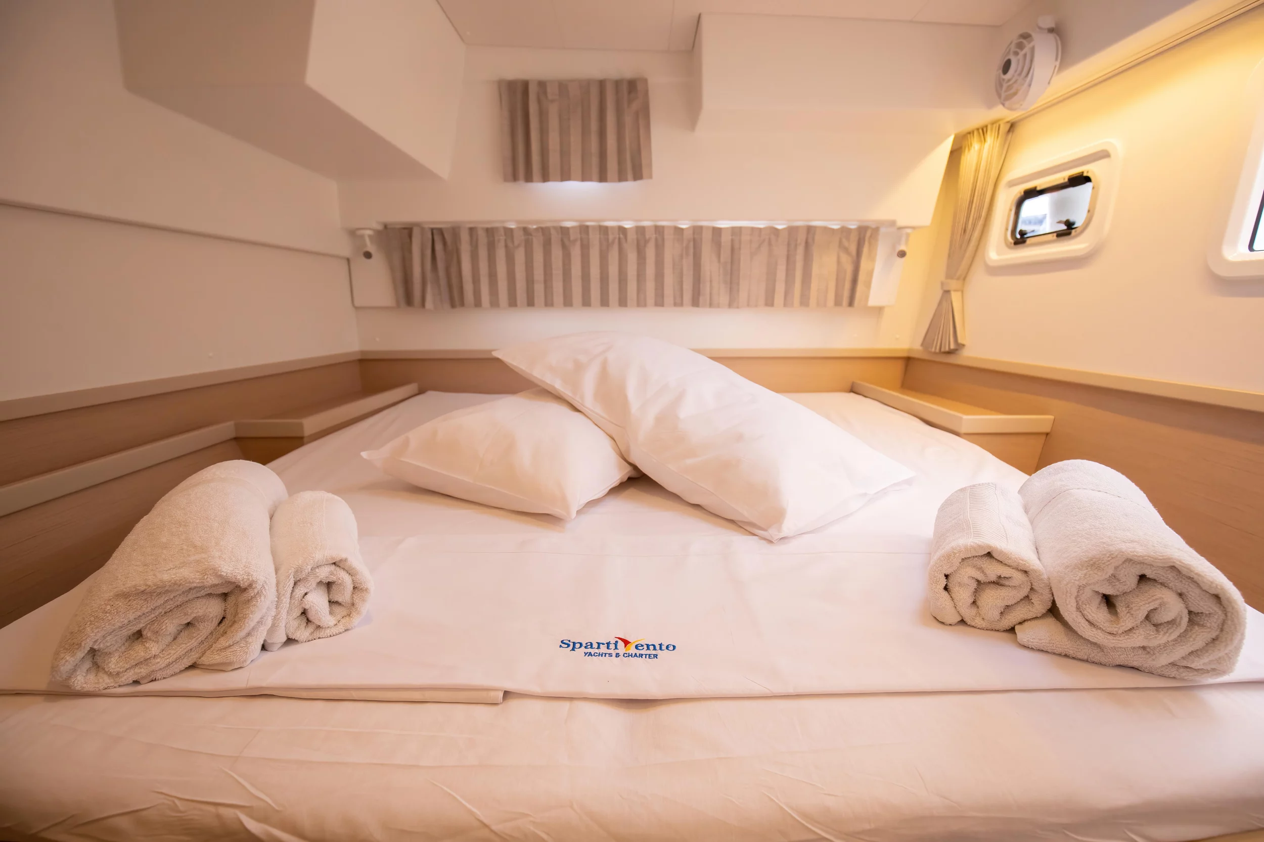 Lagoon 42 (Emozione - Premium line)  - 30