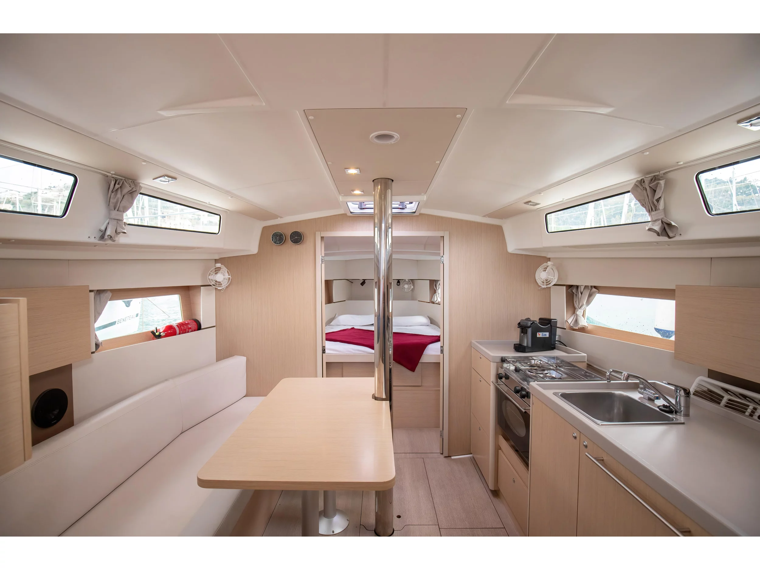 Oceanis 38.1 (Eos - Comfort line) Interior image - 25