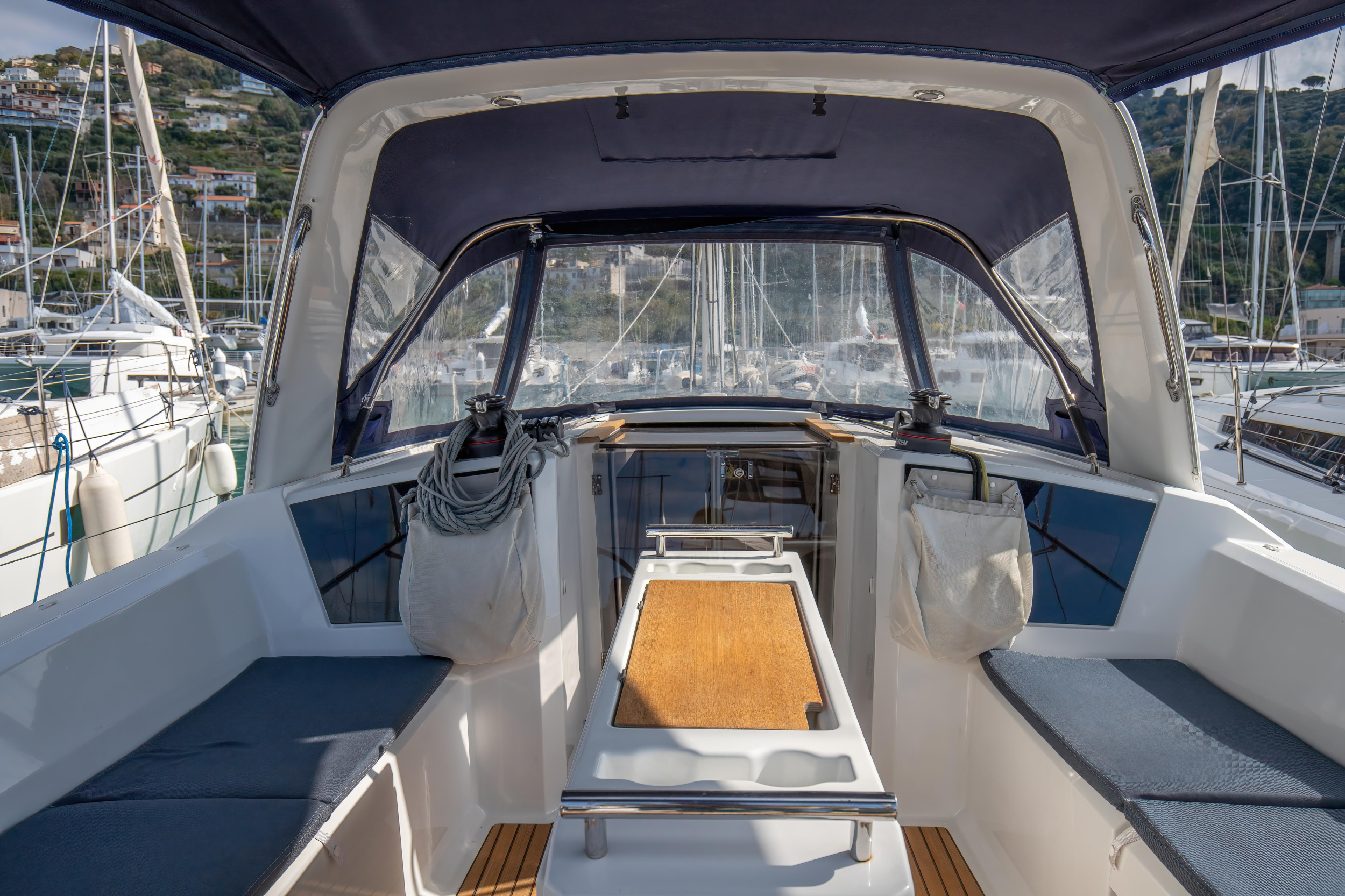 Photo #28 - Oceanis 38.1 (Eos - Comfort line) in Trapani - 4229