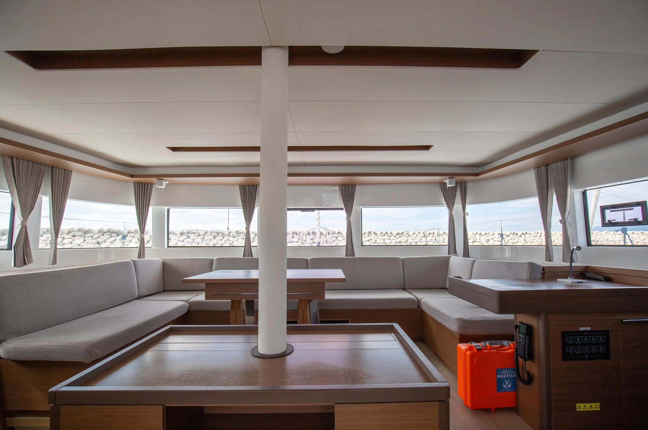 Lagoon 50 (6 cab) (Finocchietto - Premium Crewed Line)  - 21