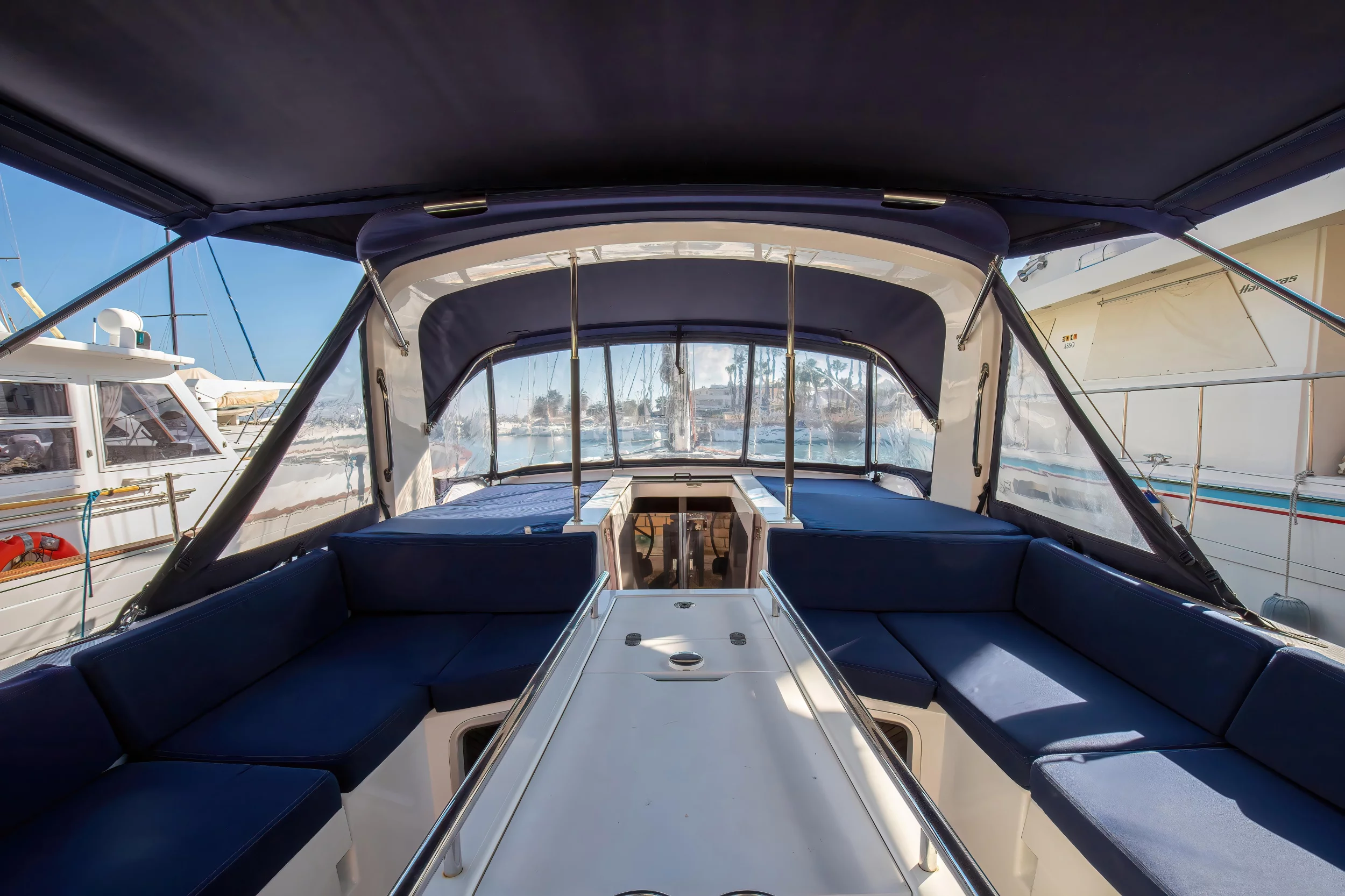 Oceanis 51.1 (Hybris - Comfort line)  - 3