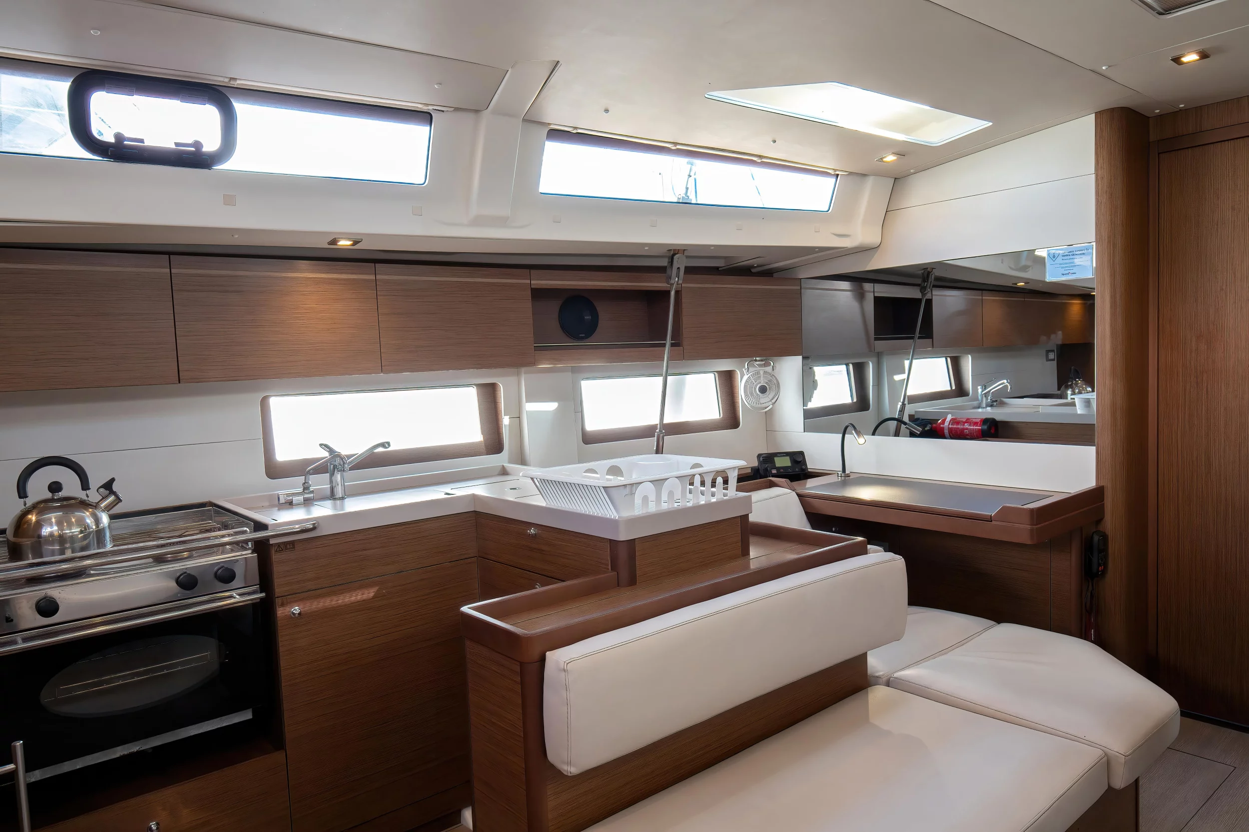 Oceanis 51.1 (Hybris - Comfort line)  - 23