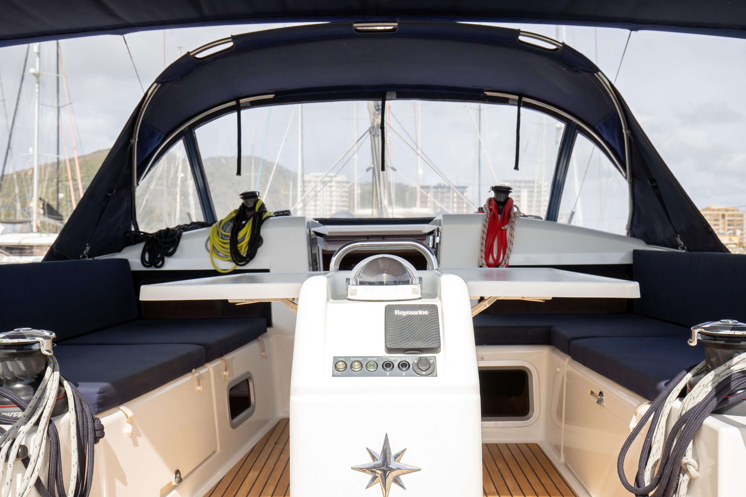Photo #3 - Sun Odyssey 440 (Magics - Standard line) in Salerno - 25312