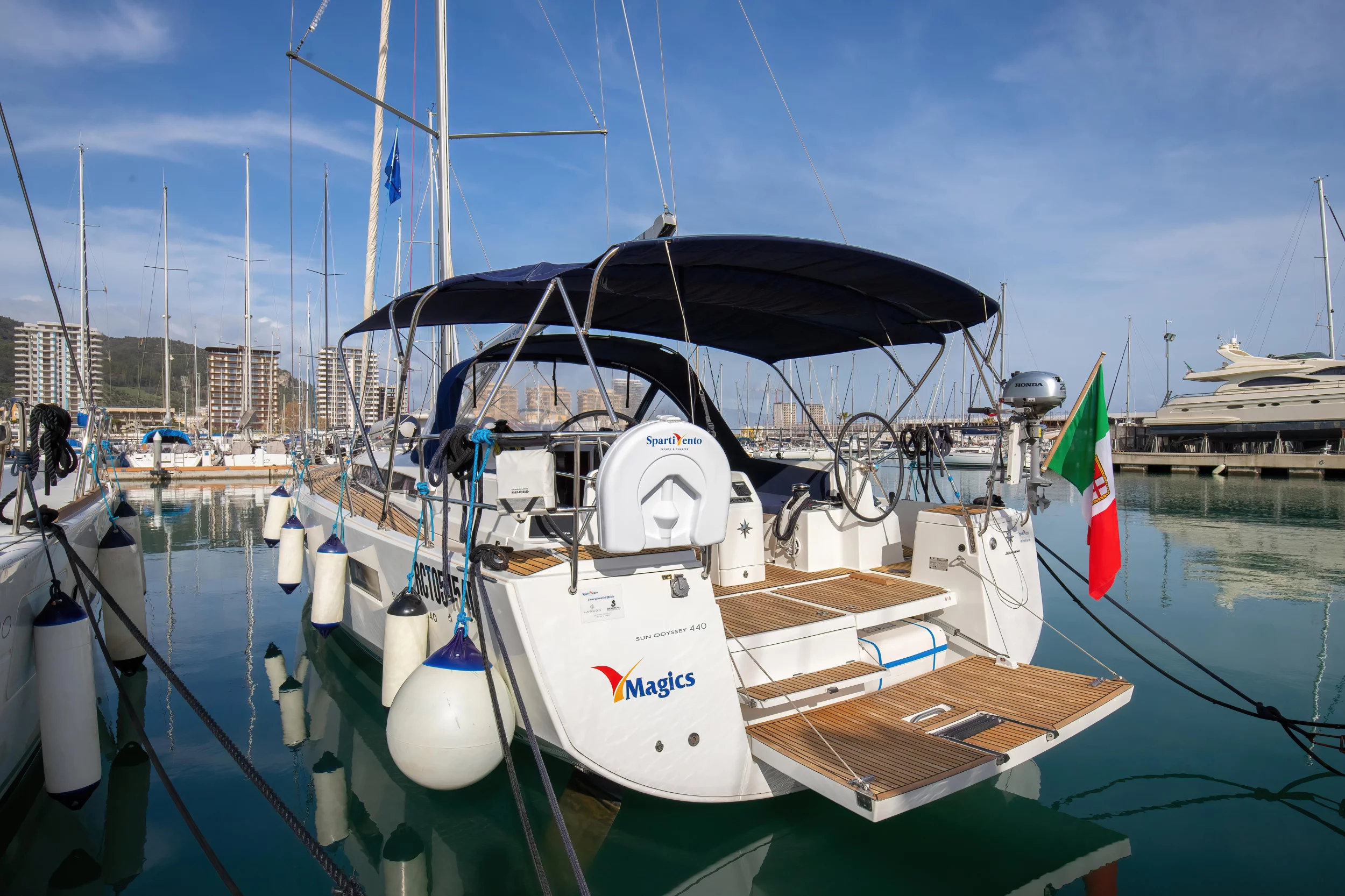 Sun Odyssey 440 (Magics - Standard line)  - 9