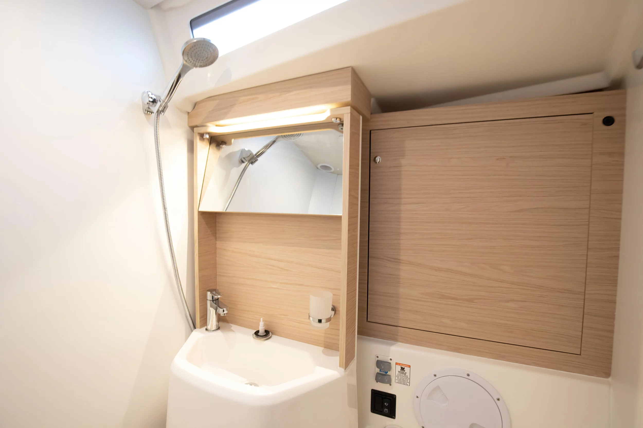 Oceanis 51.1 (4 cab) (Olimpia - Comfort line)  - 8