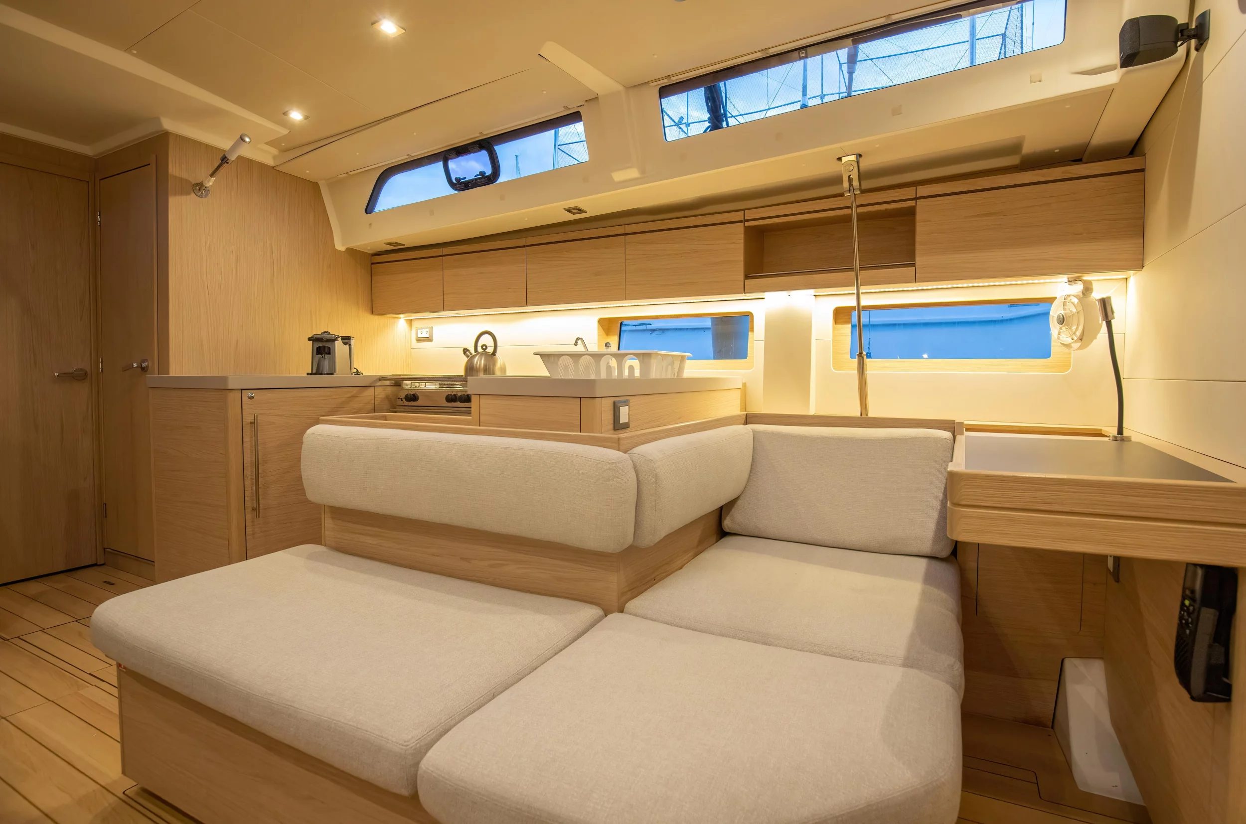 Oceanis 51.1 (4 cab) (Olimpia - Comfort line)  - 33