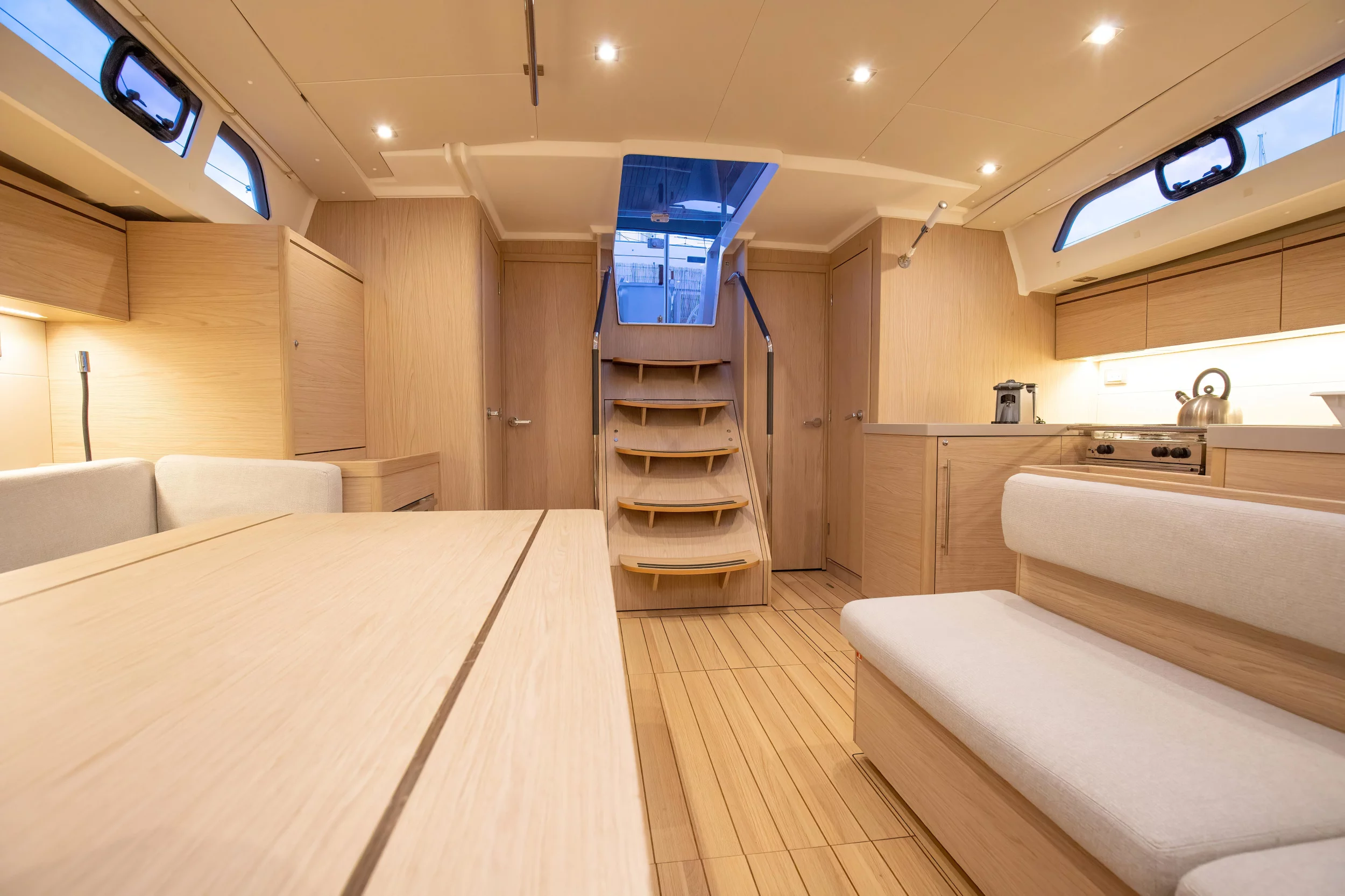 Oceanis 51.1 (4 cab) (Olimpia - Comfort line)  - 17