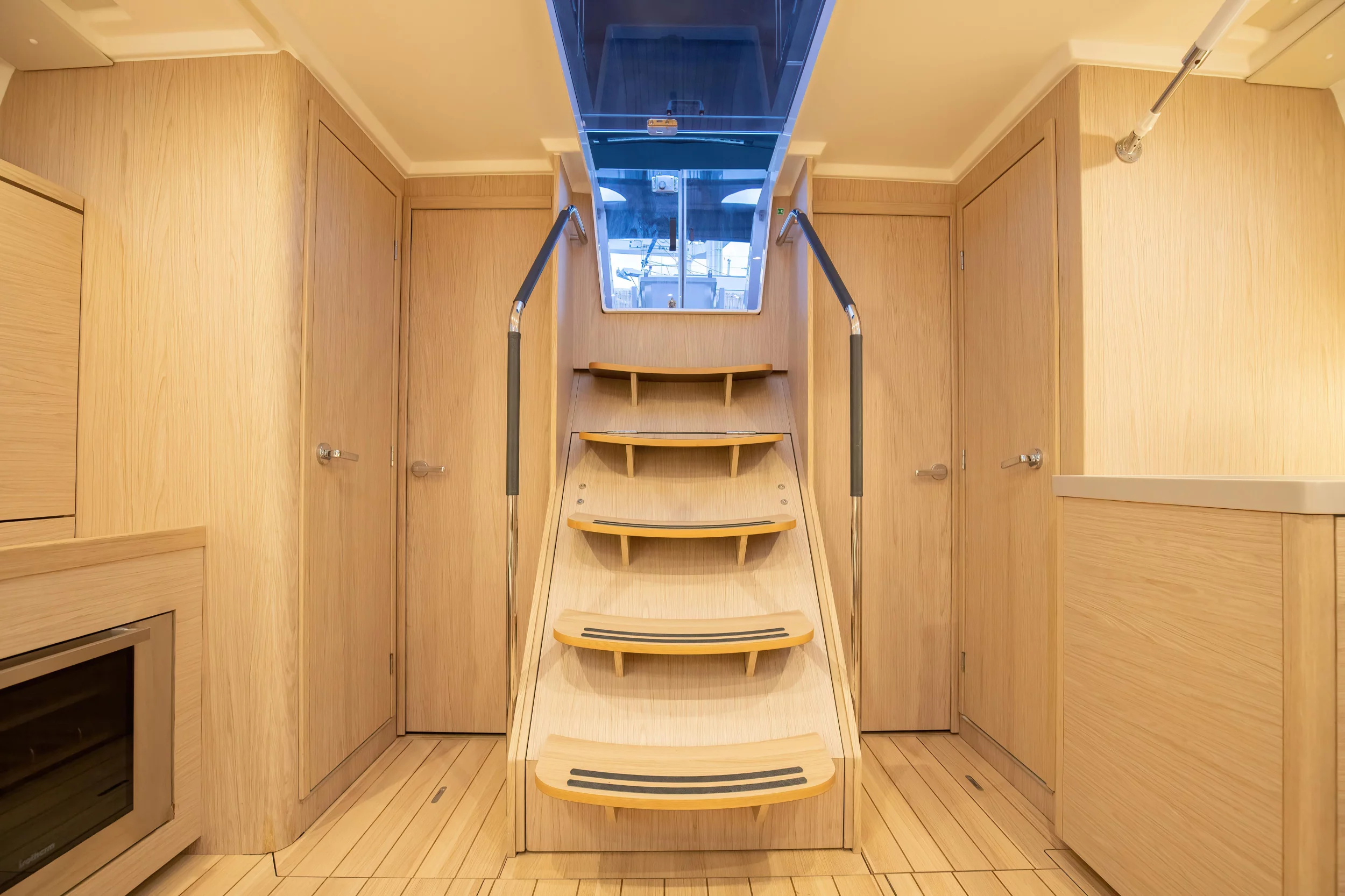 Oceanis 51.1 (4 cab) (Olimpia - Comfort line)  - 27