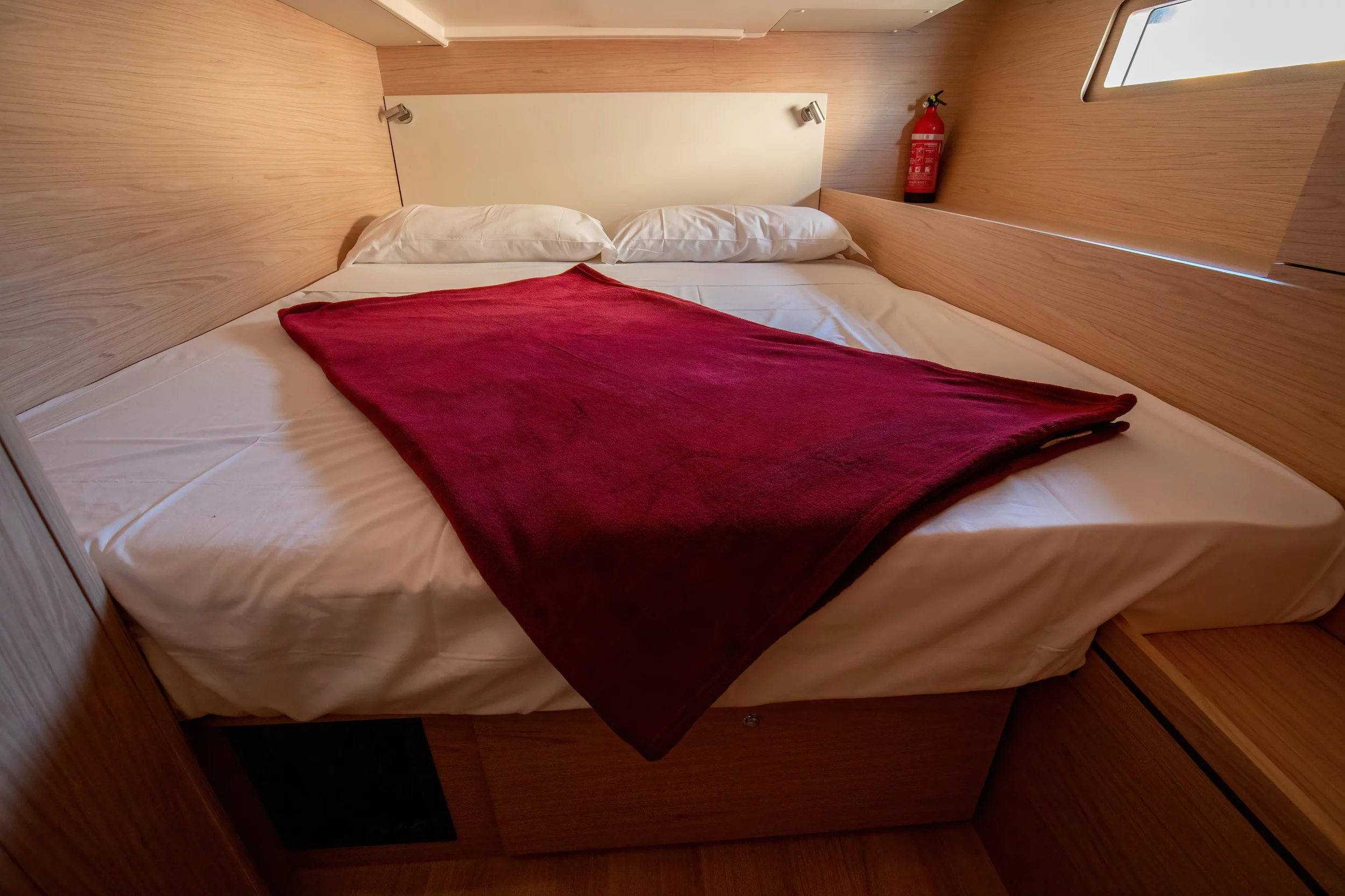 Oceanis 51.1 (4 cab) (Olimpia - Comfort line)  - 2