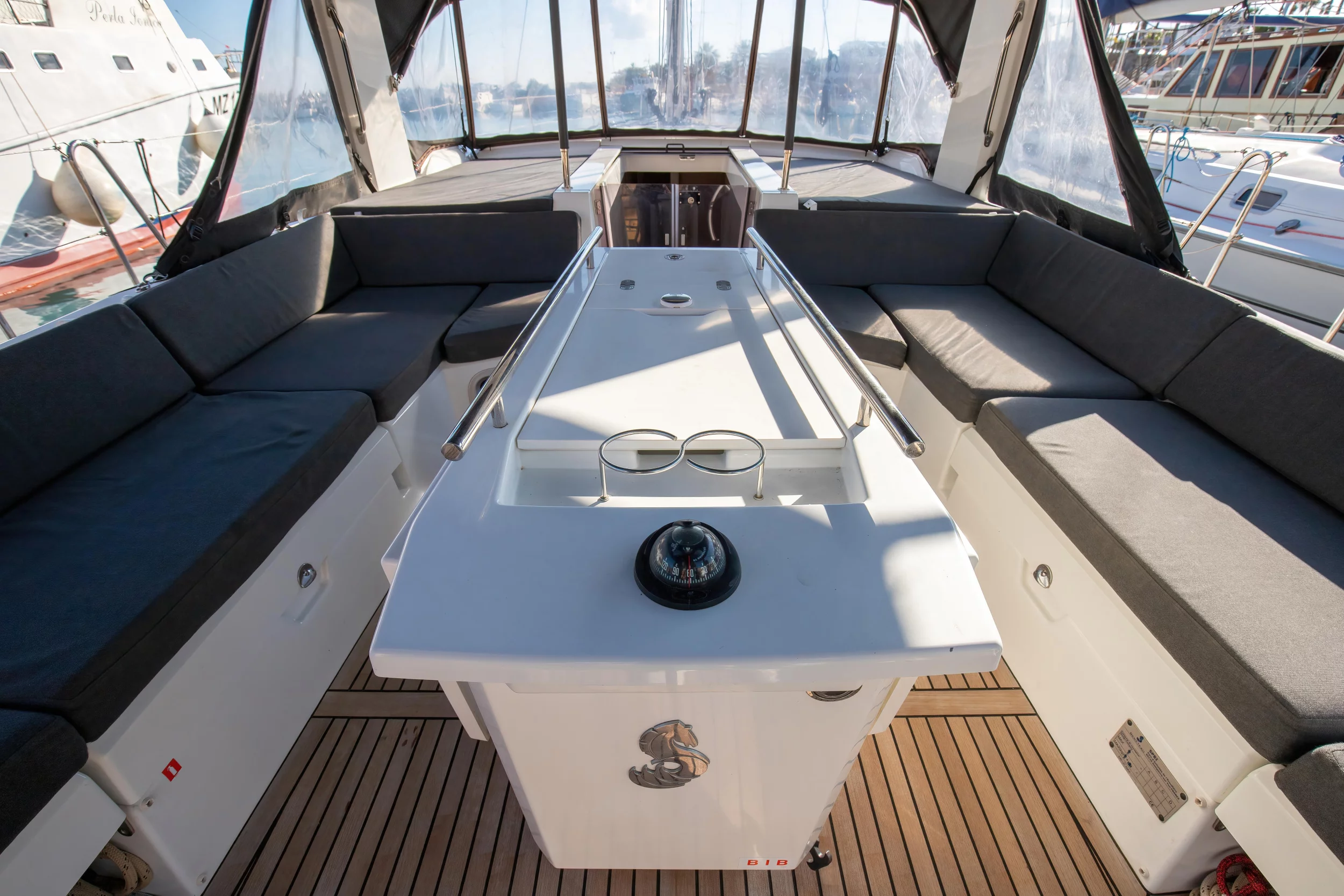 Oceanis 51.1 (4 cab) (Olimpia - Comfort line)  - 5