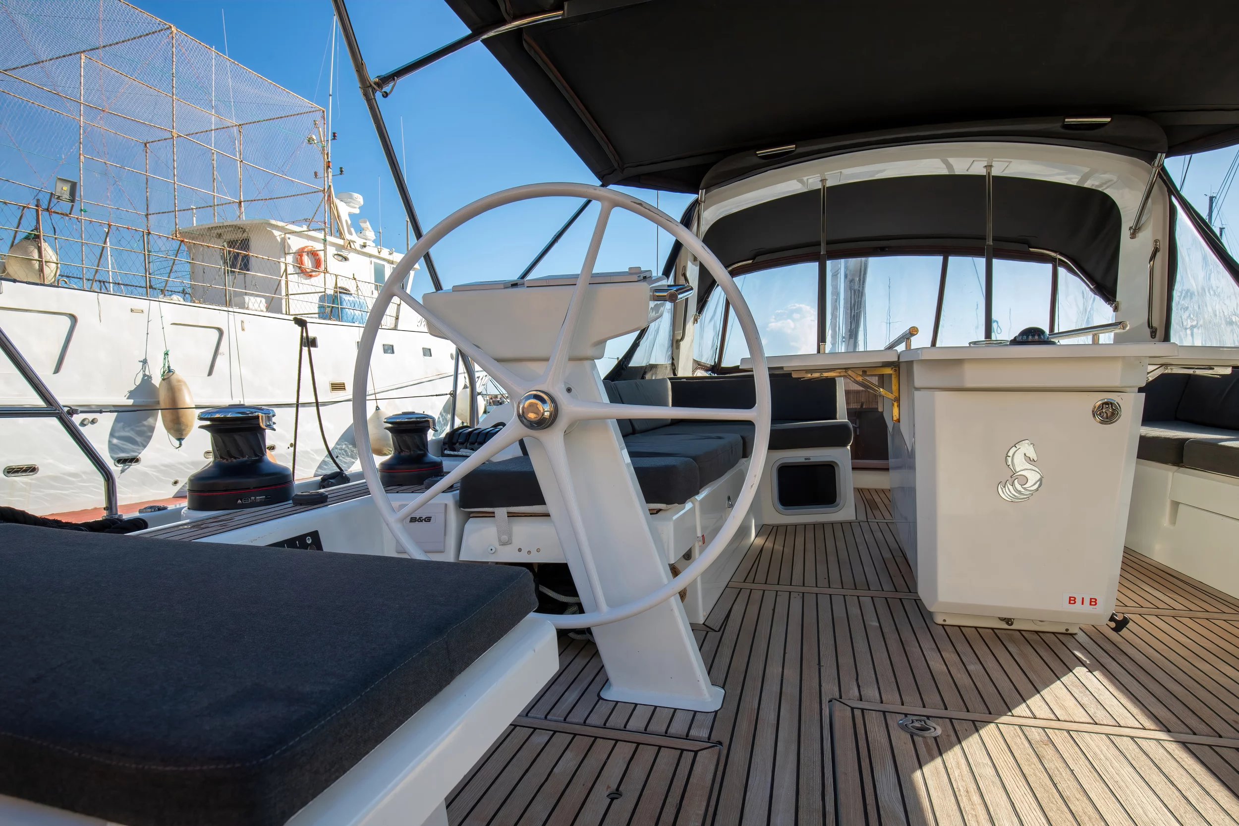 Oceanis 51.1 (4 cab) (Olimpia - Comfort line)  - 9