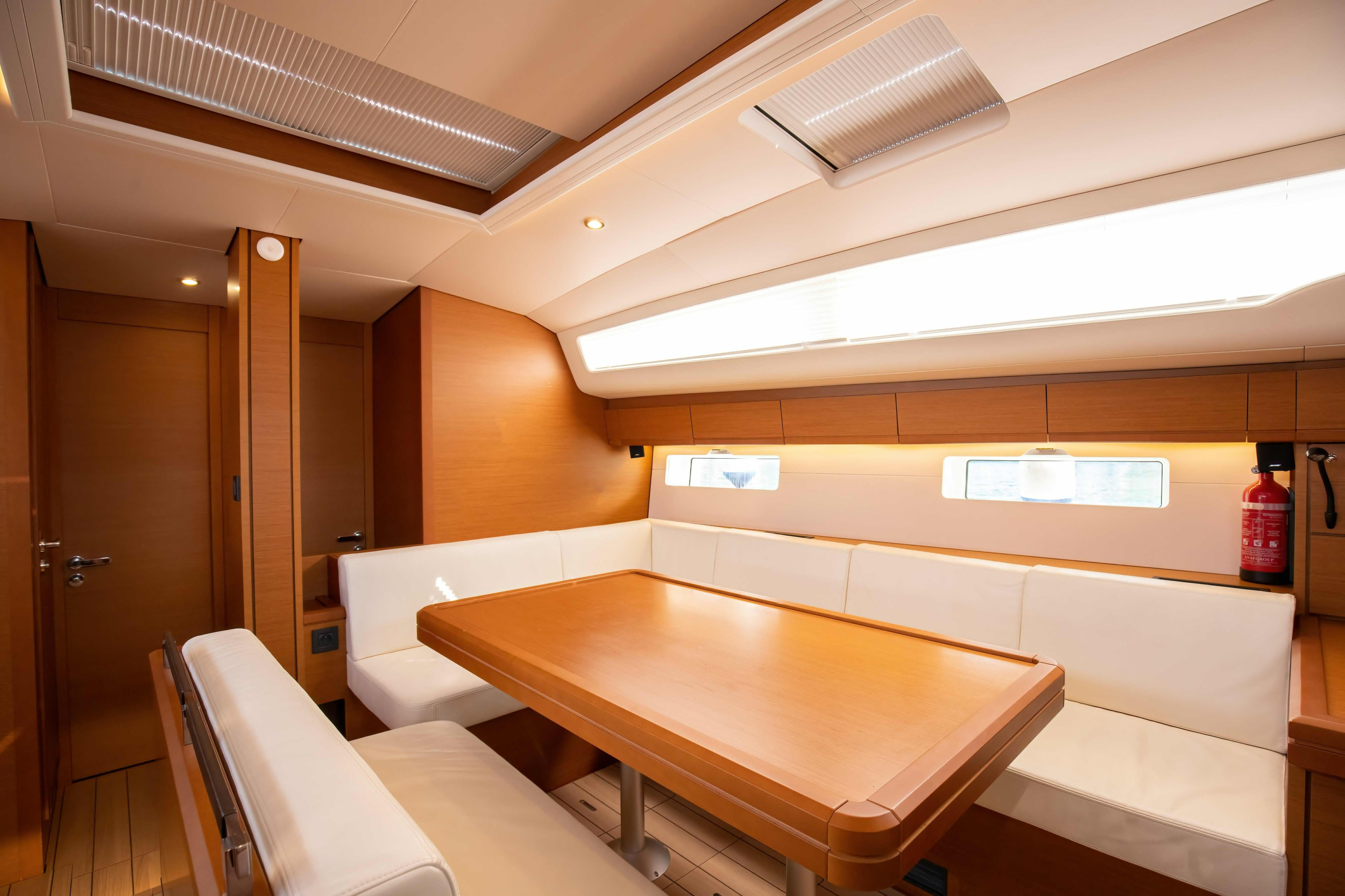 Photo #25 - Jeanneau 54 - 5cab (Psyche - Premium line) en Portorosa - 7230