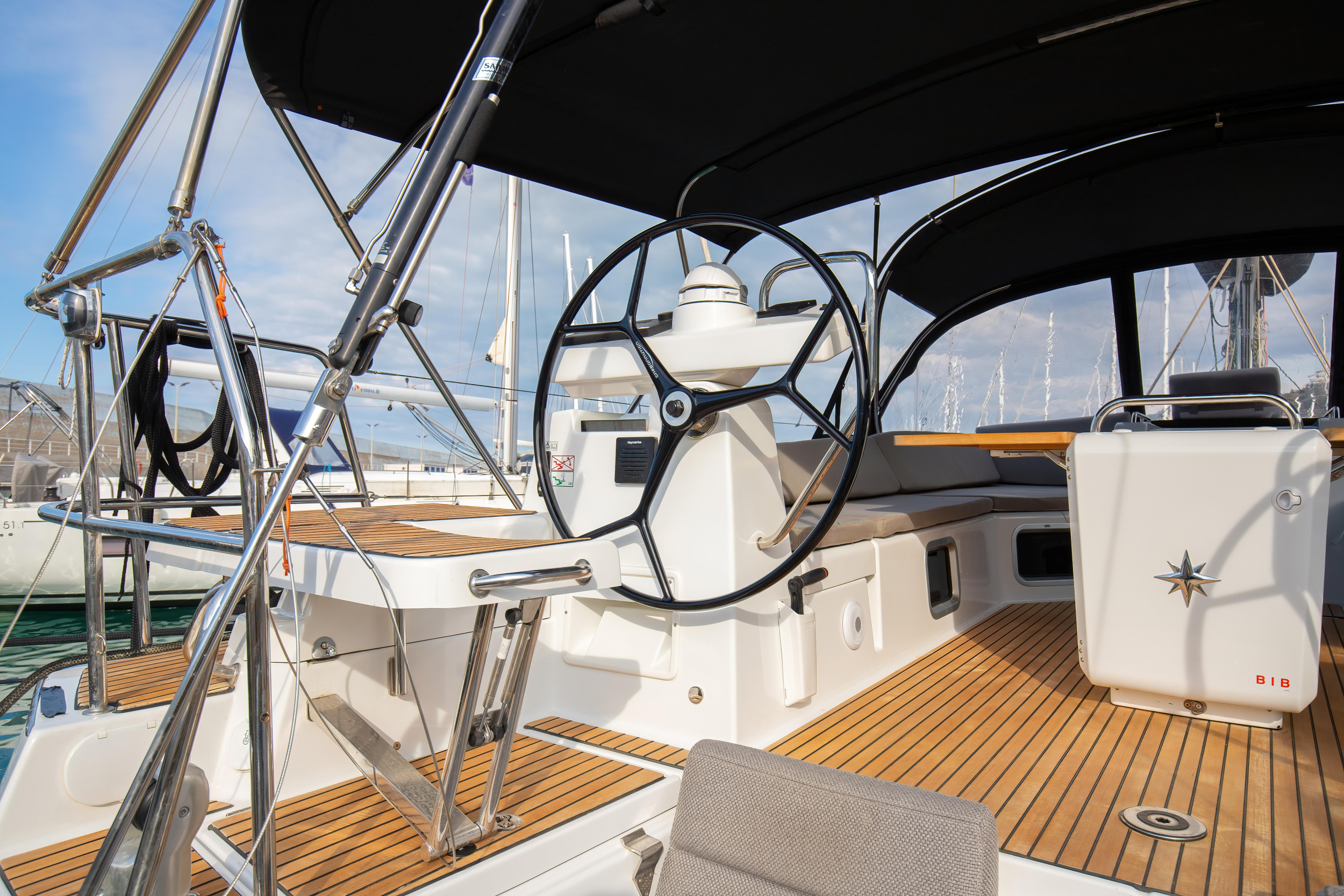 Photo #33 - Jeanneau 54 - 5cab (Psyche - Premium line) en Portorosa - 7230
