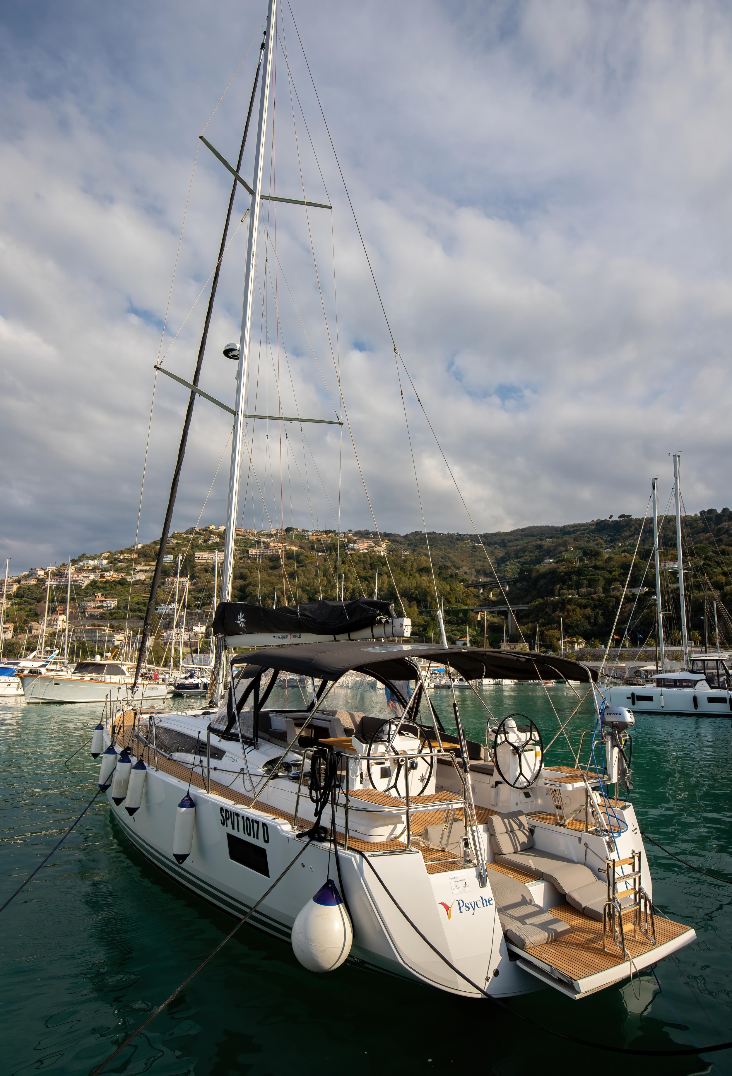 Photo #2 - Jeanneau 54 - 5cab (Psyche - Premium line) en Portorosa - 7230