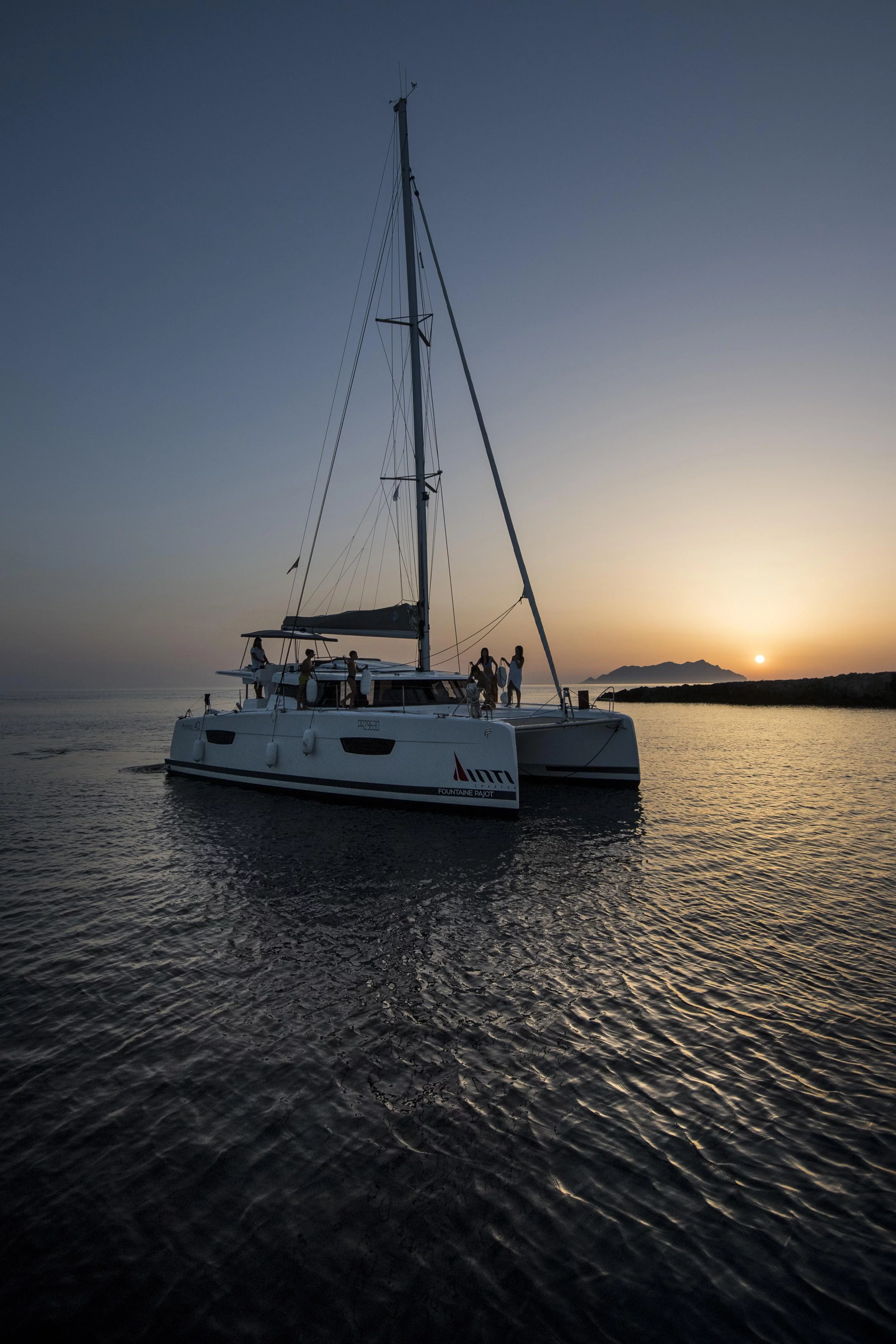 Fountaine Pajot Astréa 42 (Wm-Ac in dinette-Gen-Sol.Pan) (Astrea)  - 33