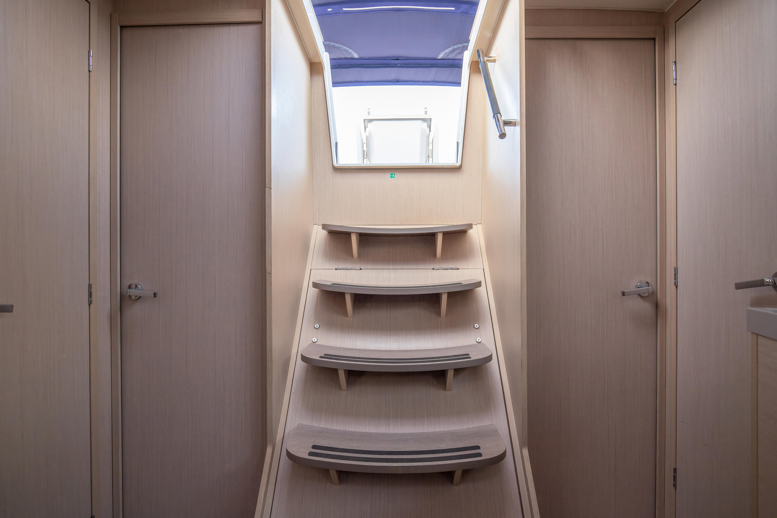 Photo #21 - Oceanis 46.1 (bunk cab) (Tyche - Standard line) en Castiglioncello - 24562