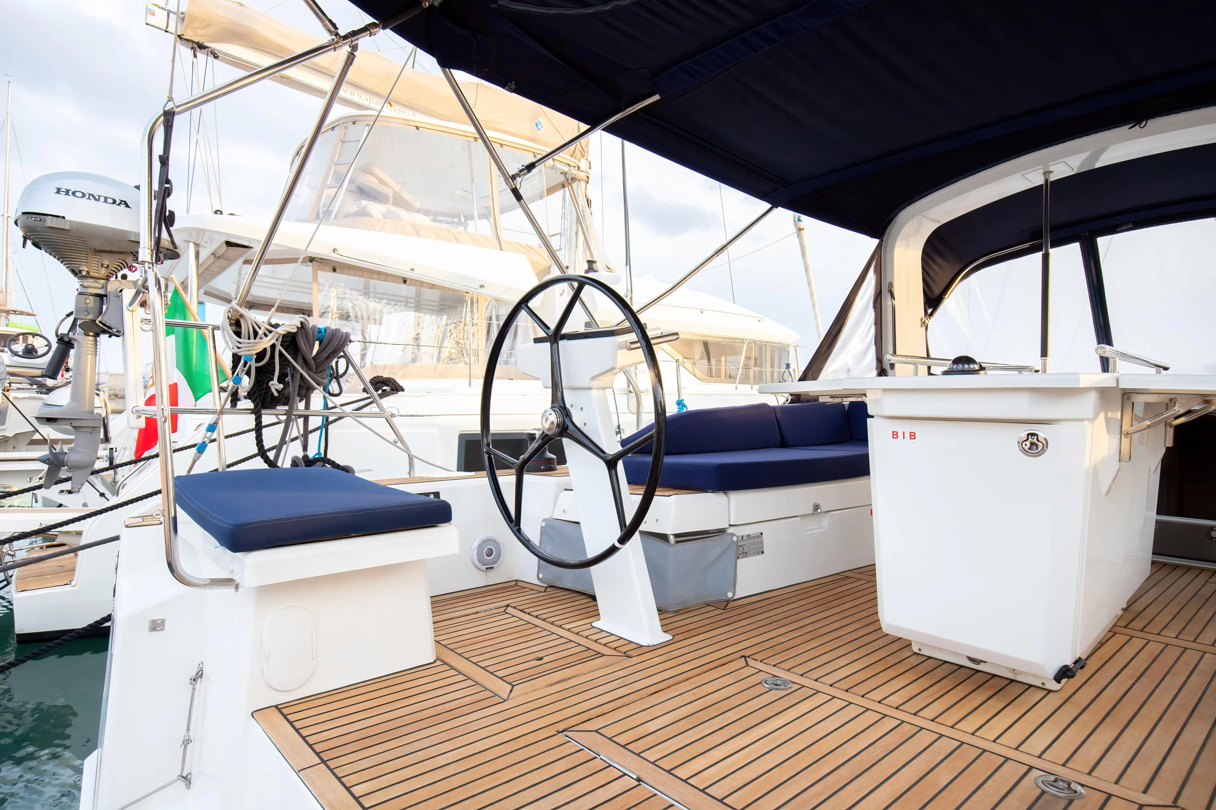 Oceanis 46.1 (bunk cab) (Tyche - Standard line)  - 22
