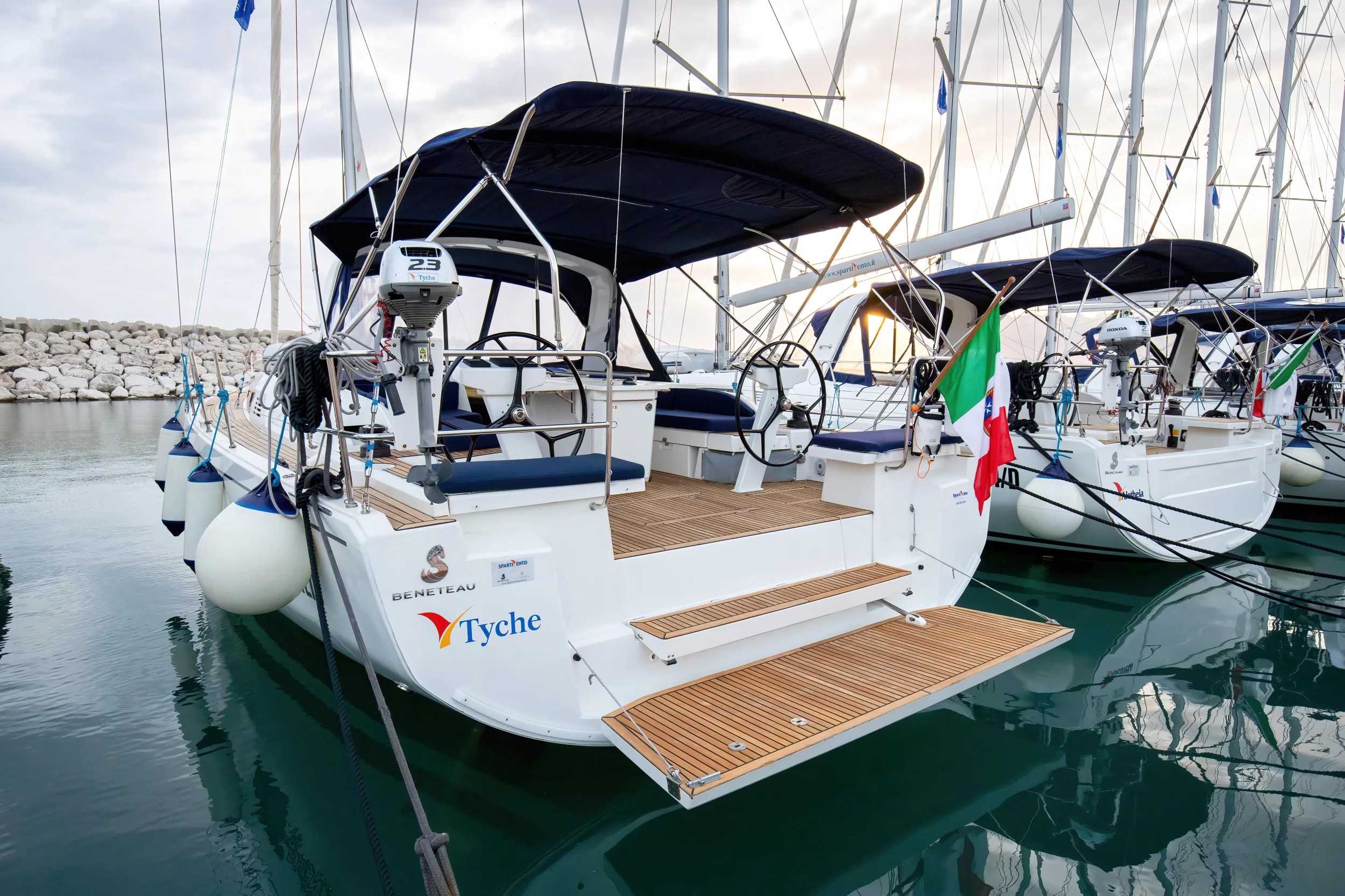 Oceanis 46.1 (bunk cab) (Tyche - Standard line)  - 25