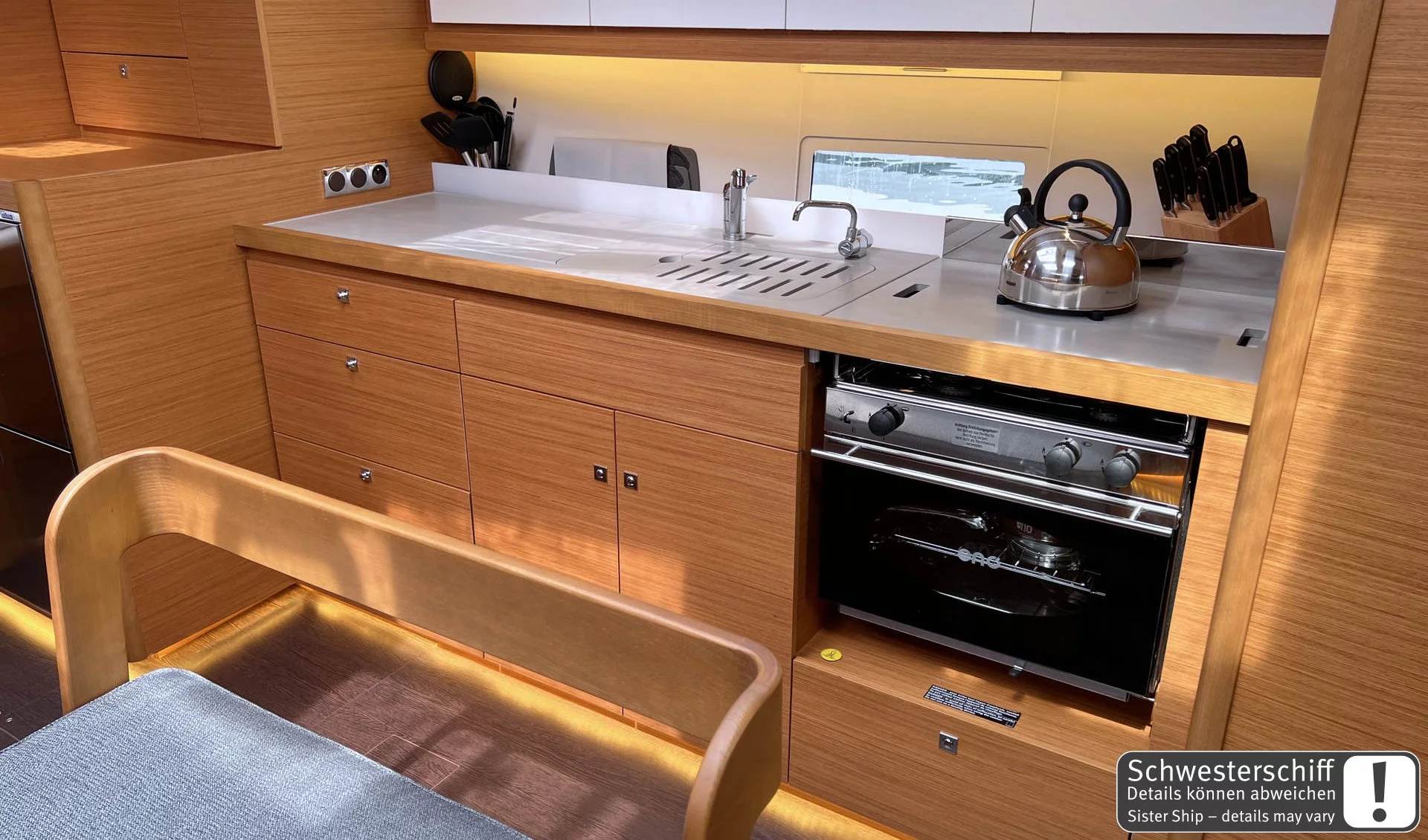Dufour 430 (WHISKY)  - 4