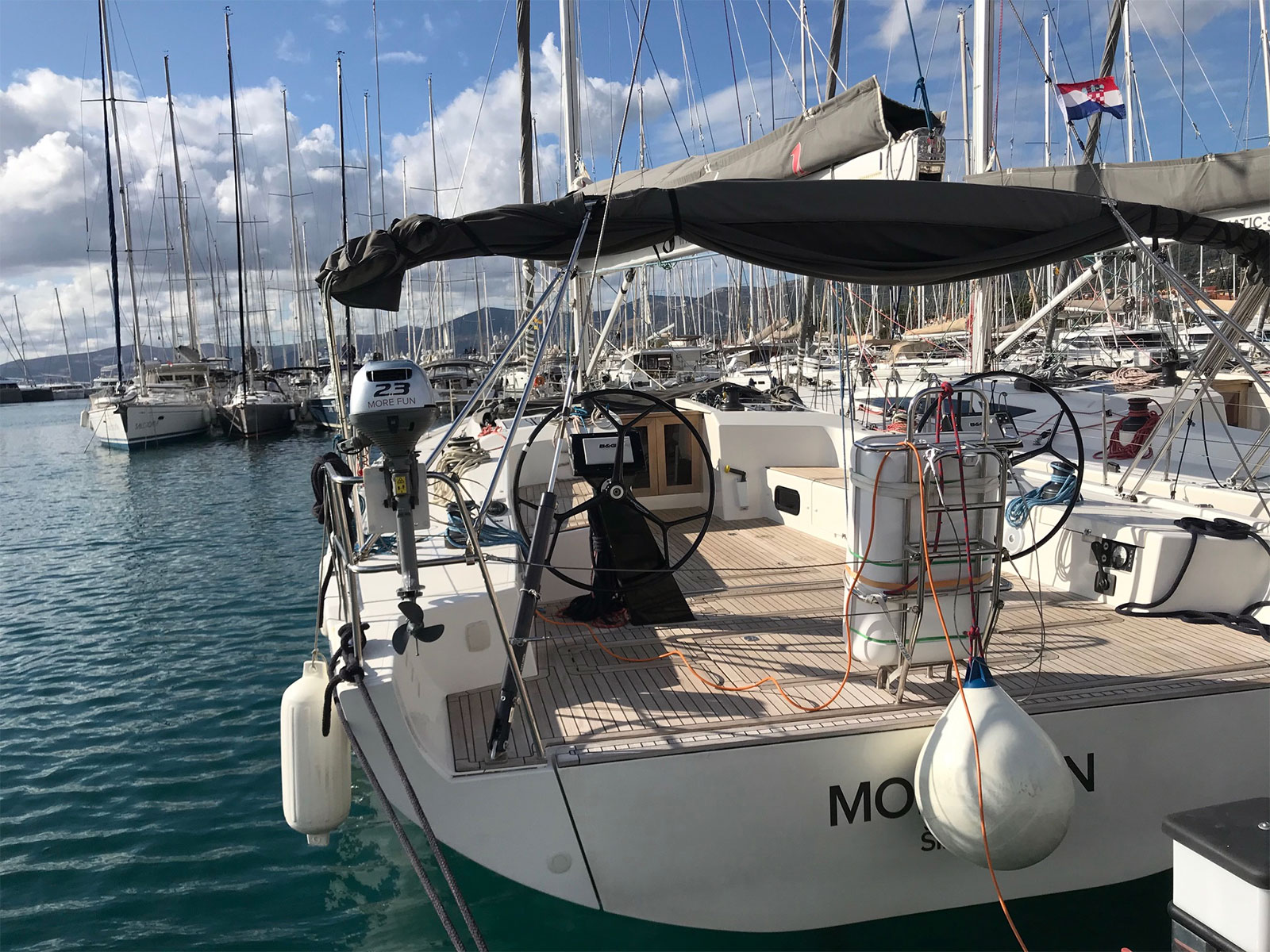 Photo #10 - More 55 (MORE FUN) en Kastela - 8115
