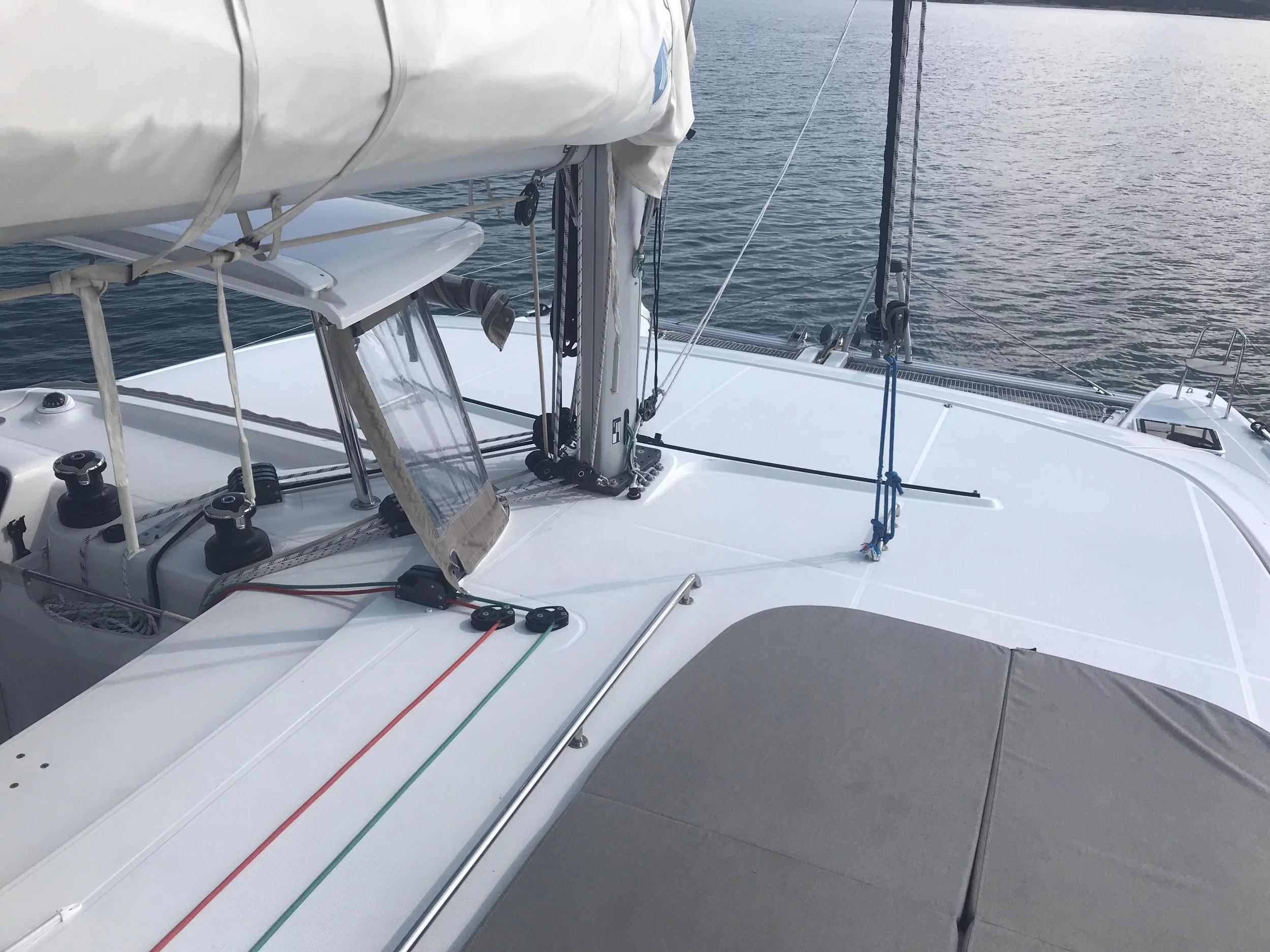 Lagoon 42 (Benetnash II (GND) (, WM, , Inverter))  - 13