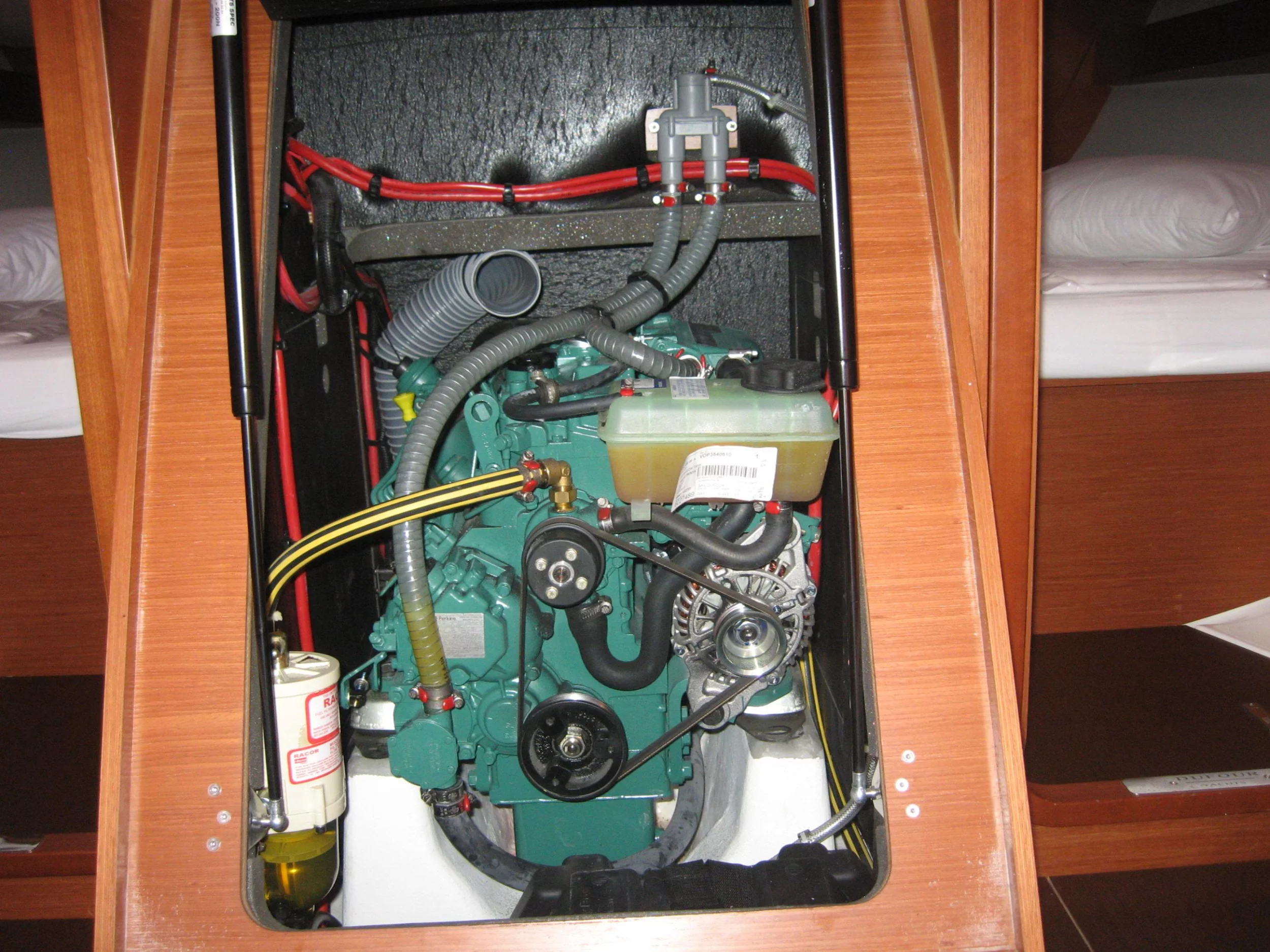 Dufour 382 GL (Delta)  - 4