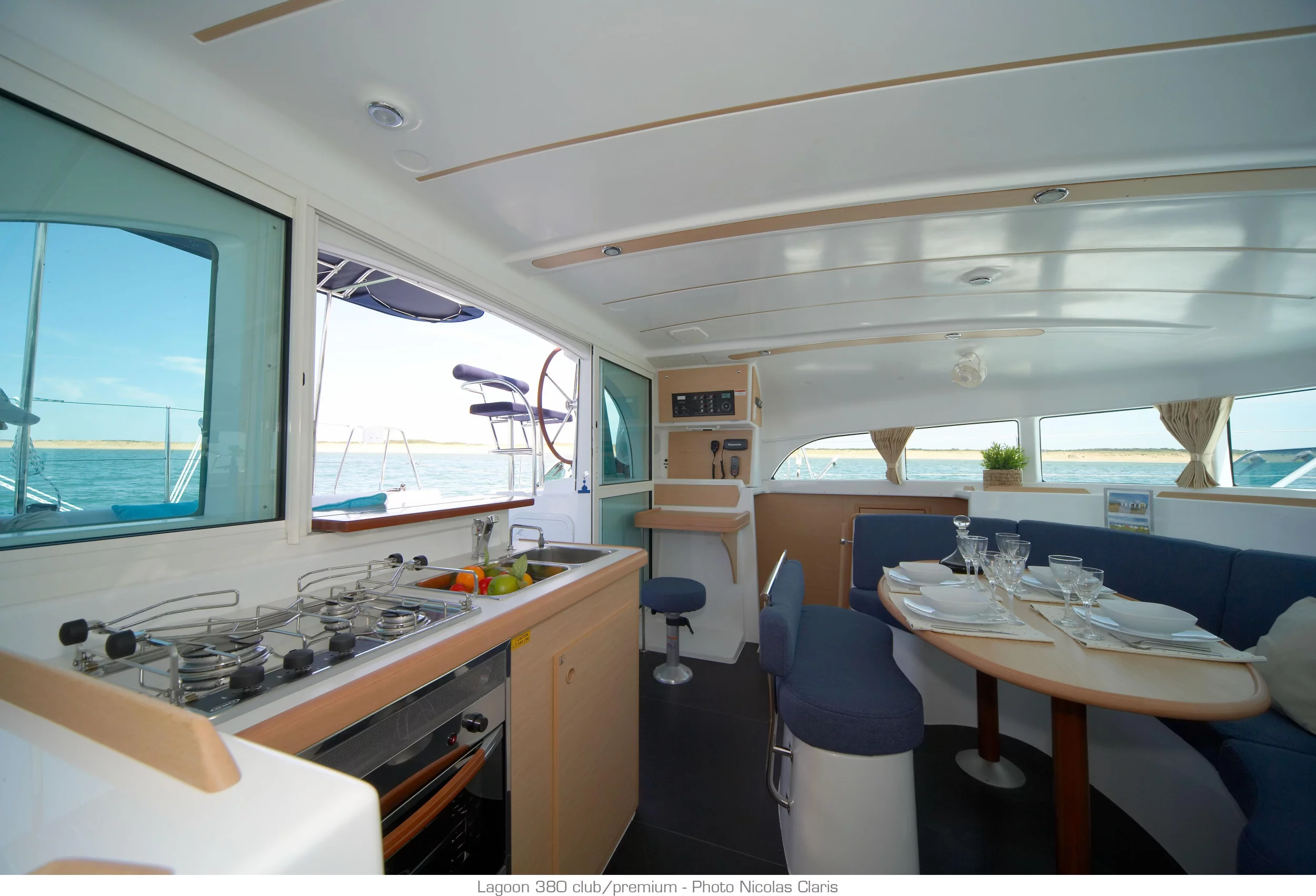 Lagoon 380 (Naos (Watermaker))  - 5
