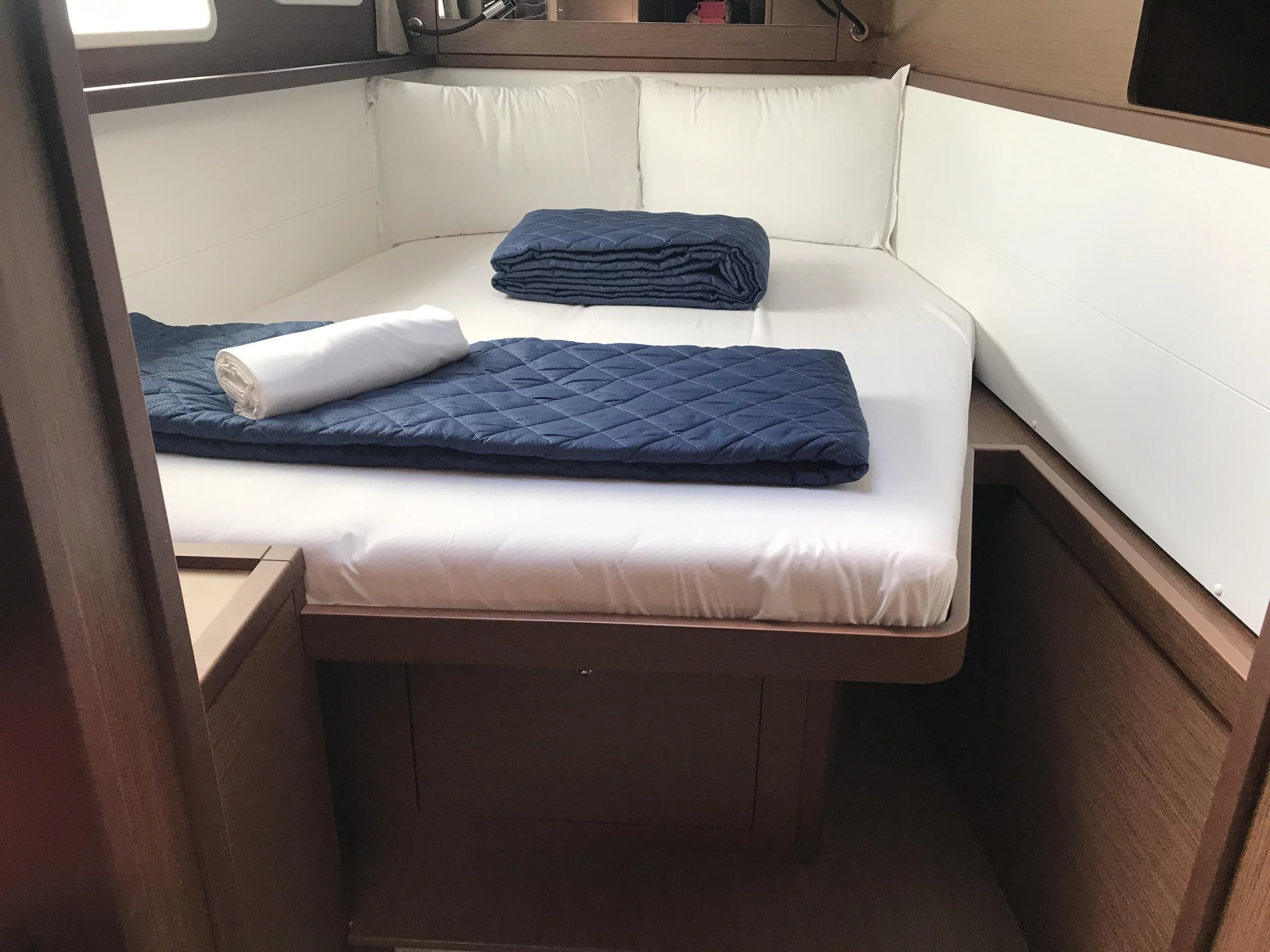 Lagoon 450F (Rigel Kentaurus (, WM, , Inverter))  - 15