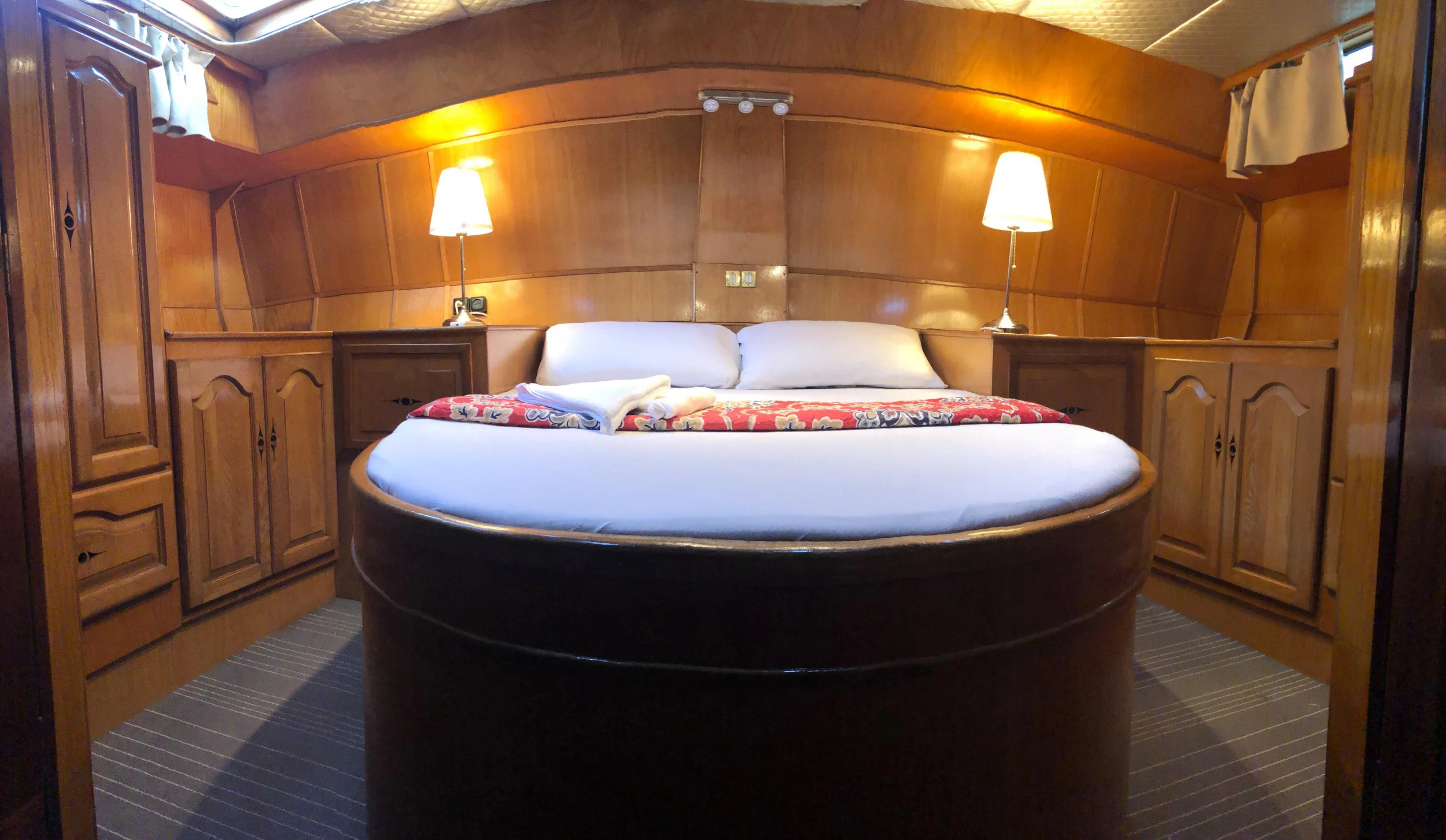 Waverunner 55 (Dreamaway)  - 24