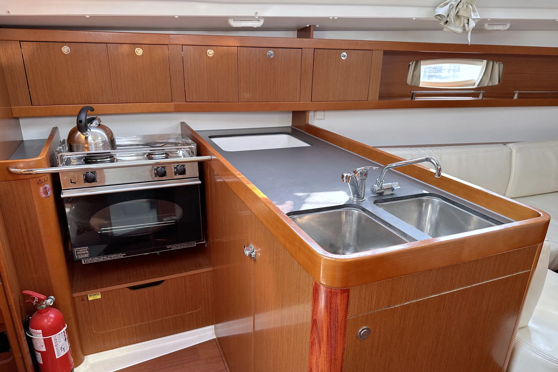 Oceanis 34 (LL Skyhawk)  - 8