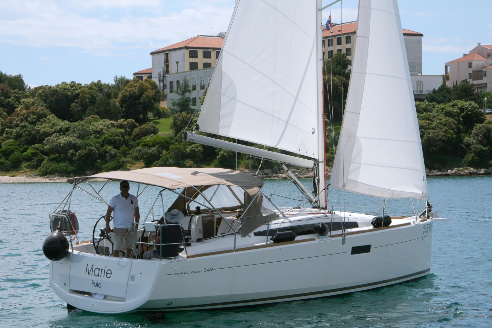 Sun Odyssey 349 - 2 Cab (Marie)  - 16