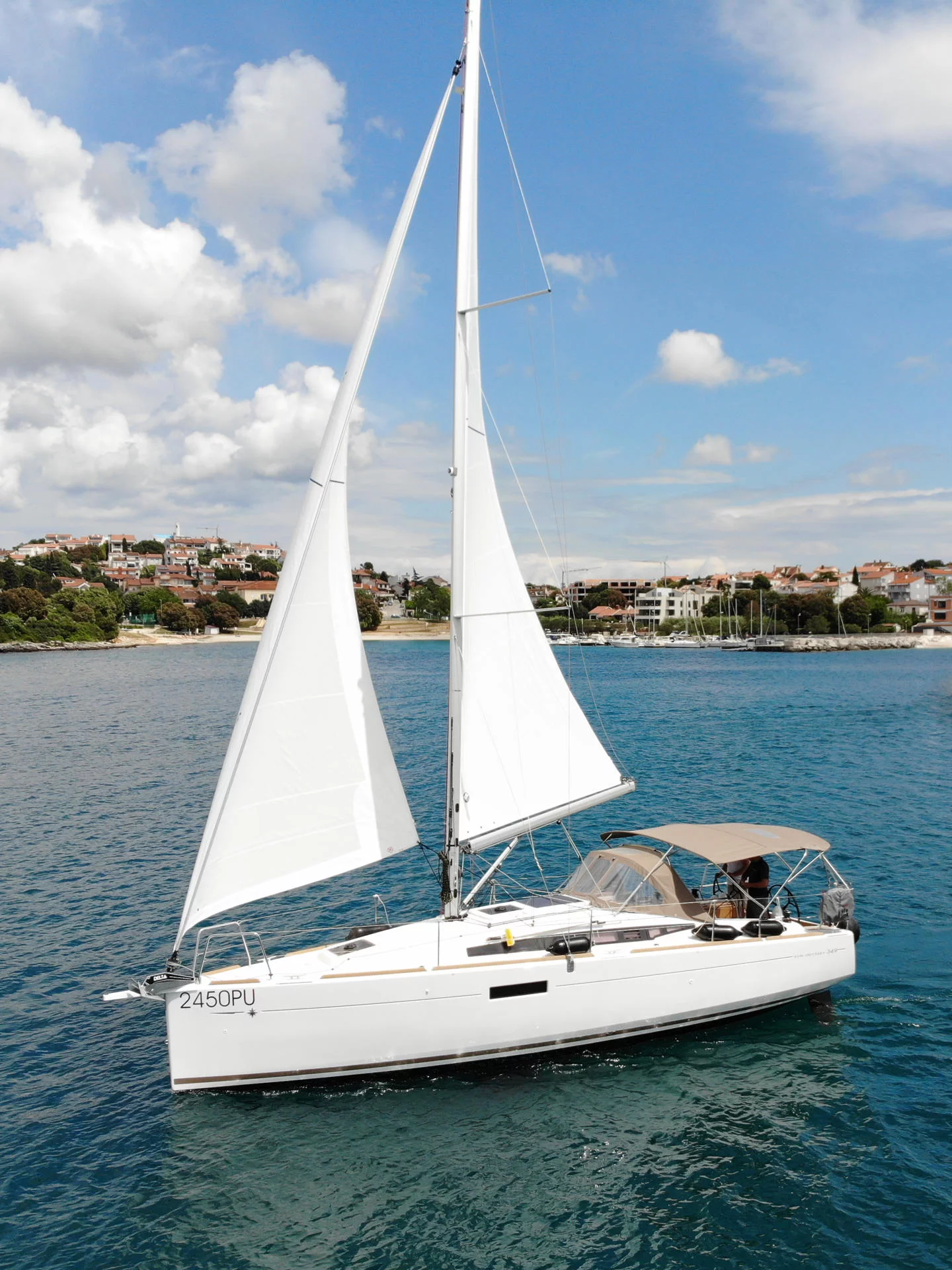 Sun Odyssey 349 - 2 Cab (Marie)  - 8