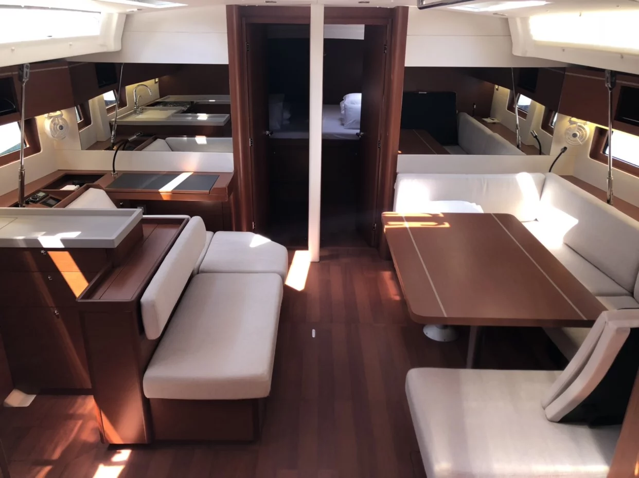 Oceanis 51.1 (Marea)  - 15
