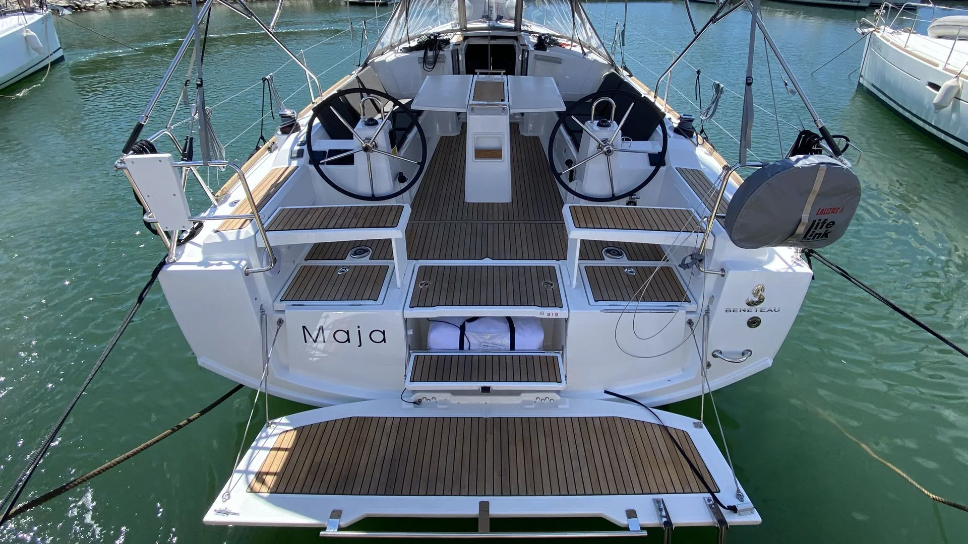 Oceanis 38.1 (Maja)  - 5