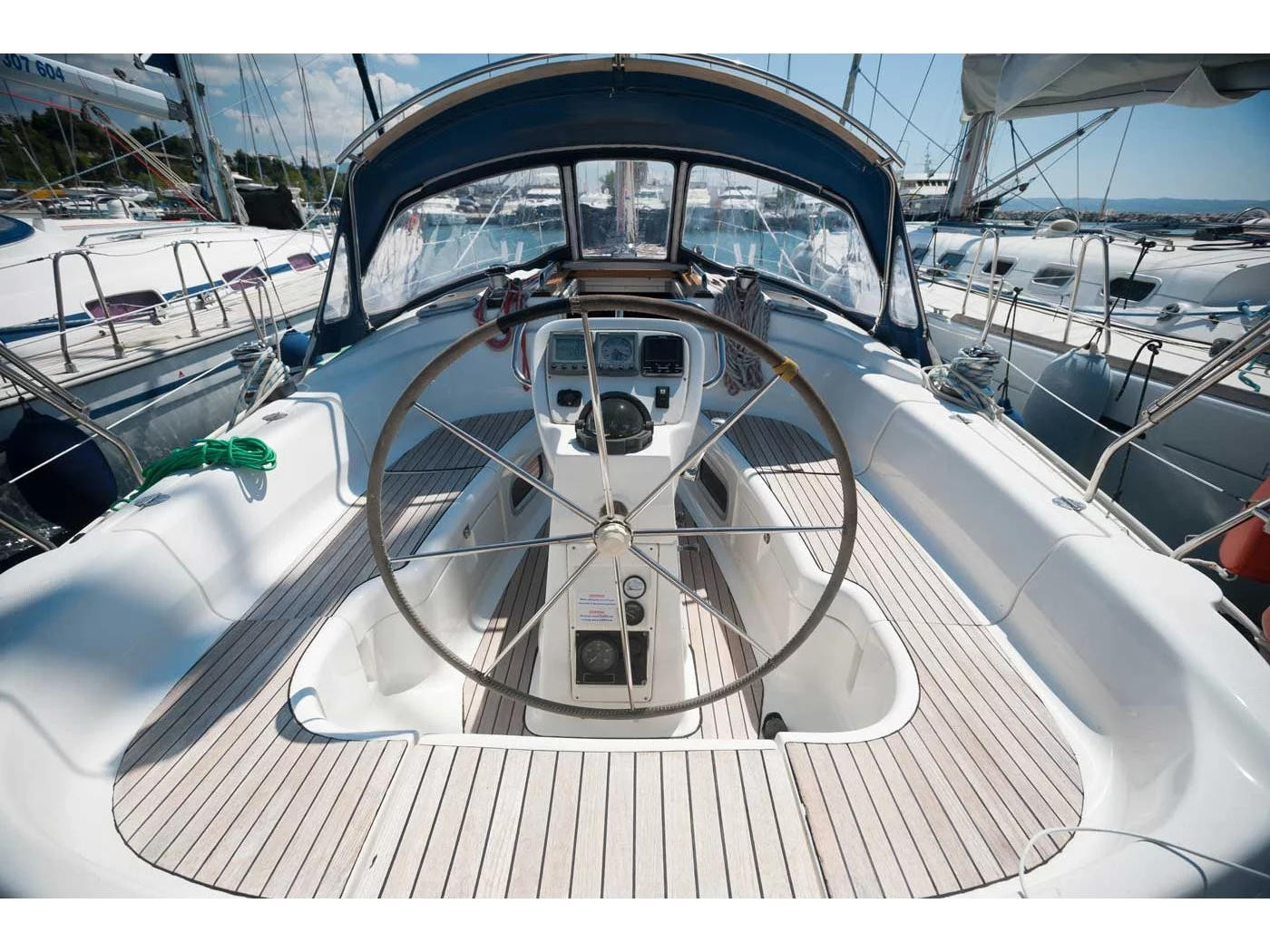 Bavaria 38 Cruiser (Meander) Main image - 0