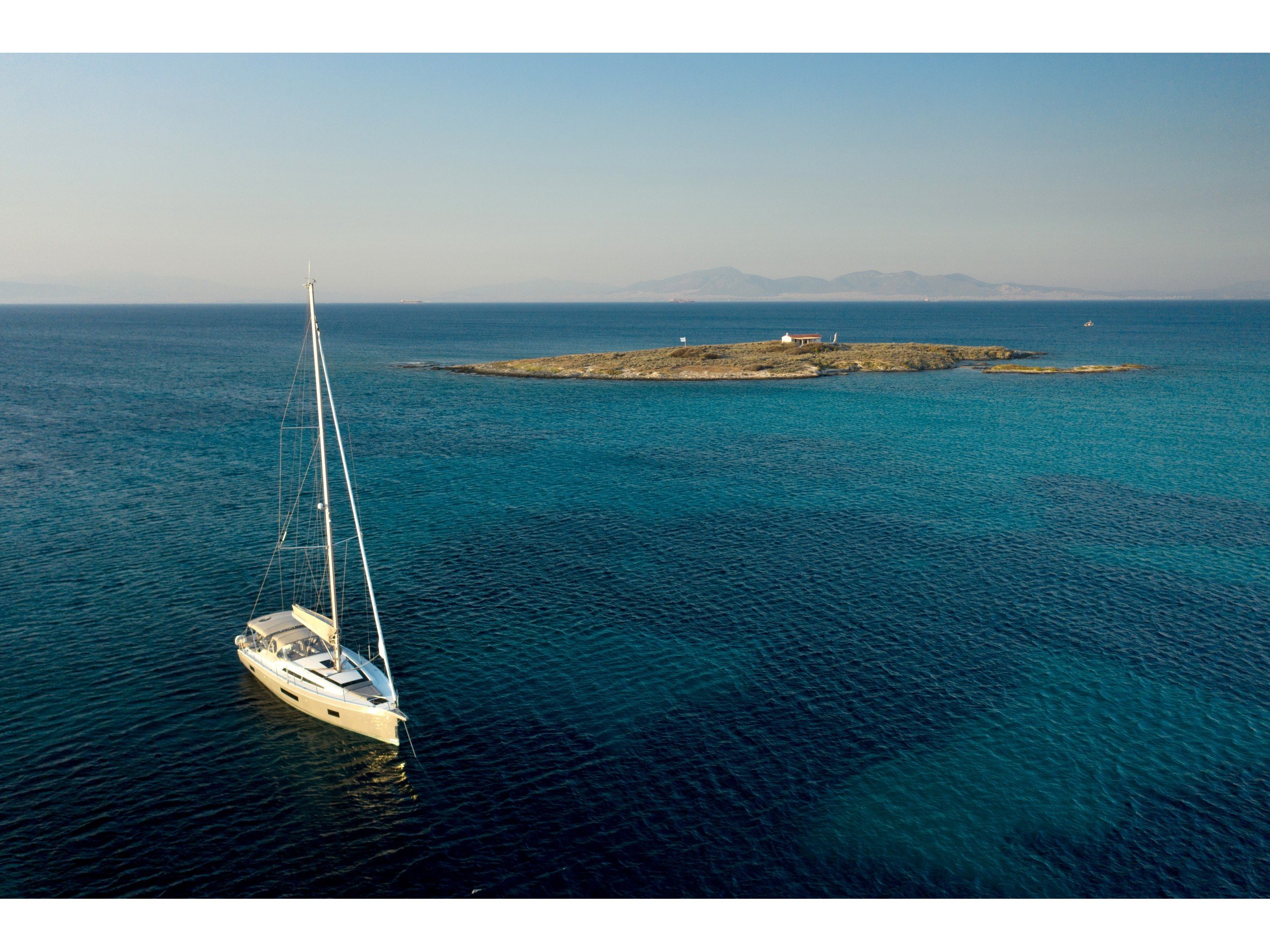 Photo #8 - Oceanis 51.1 (Mickey G) in Athen - 15038