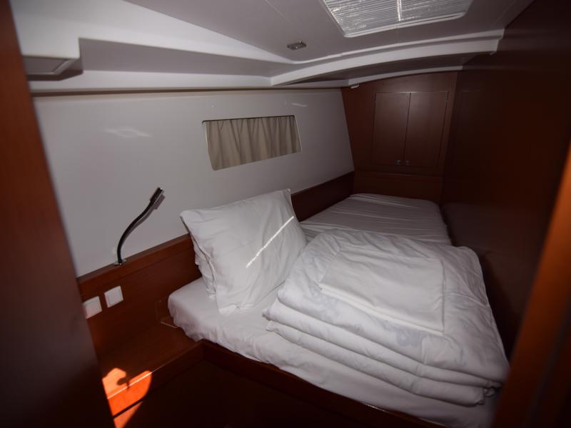 Photo #8 - Oceanis 45- 4 cab (NIKA) in Sukosan - 3913