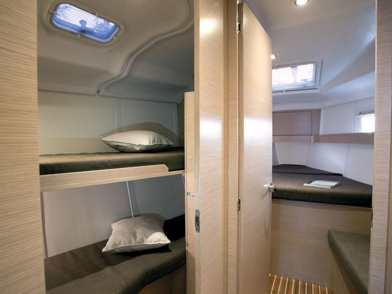 Photo #9 - Elan 45 Impression - 3 cabin version (DaVinci) in Pirovac - 9840