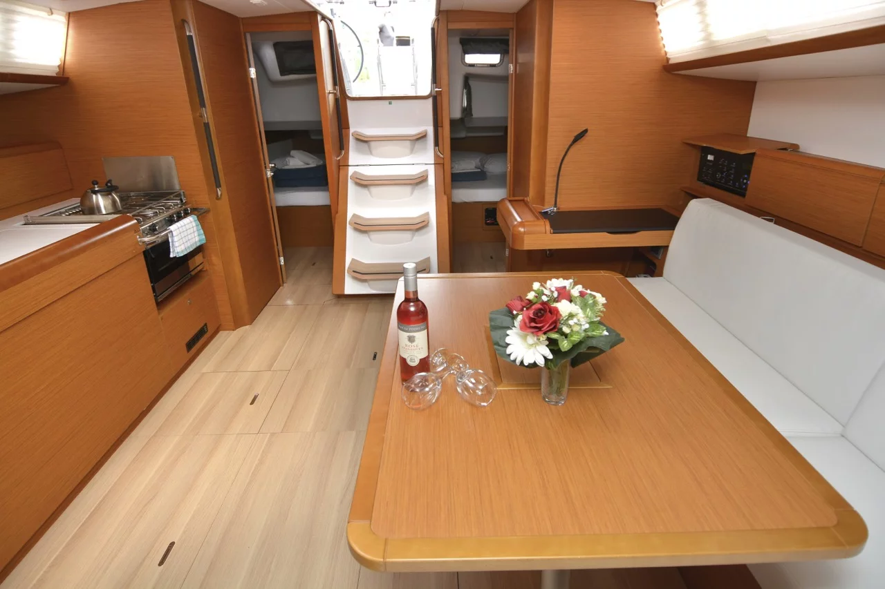 Sun Odyssey 479 (Black Kiss)  - 1